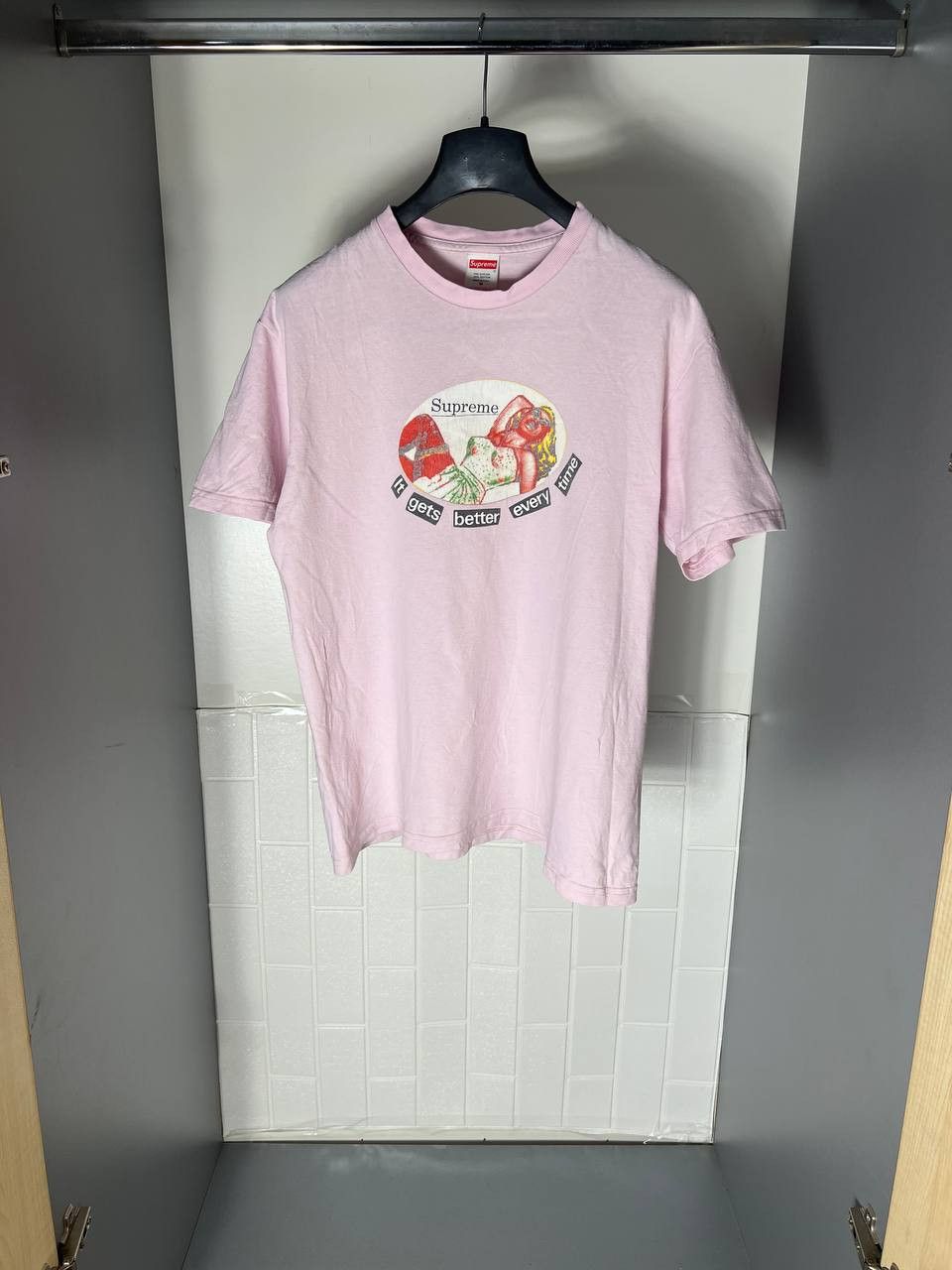 Supreme VINTAGE SUPREME SEXY GIRL ART PRINTED T-SHIRT Y2K SK8 Size US M / EU 48-50 / 2 - 1 Thumbnail
