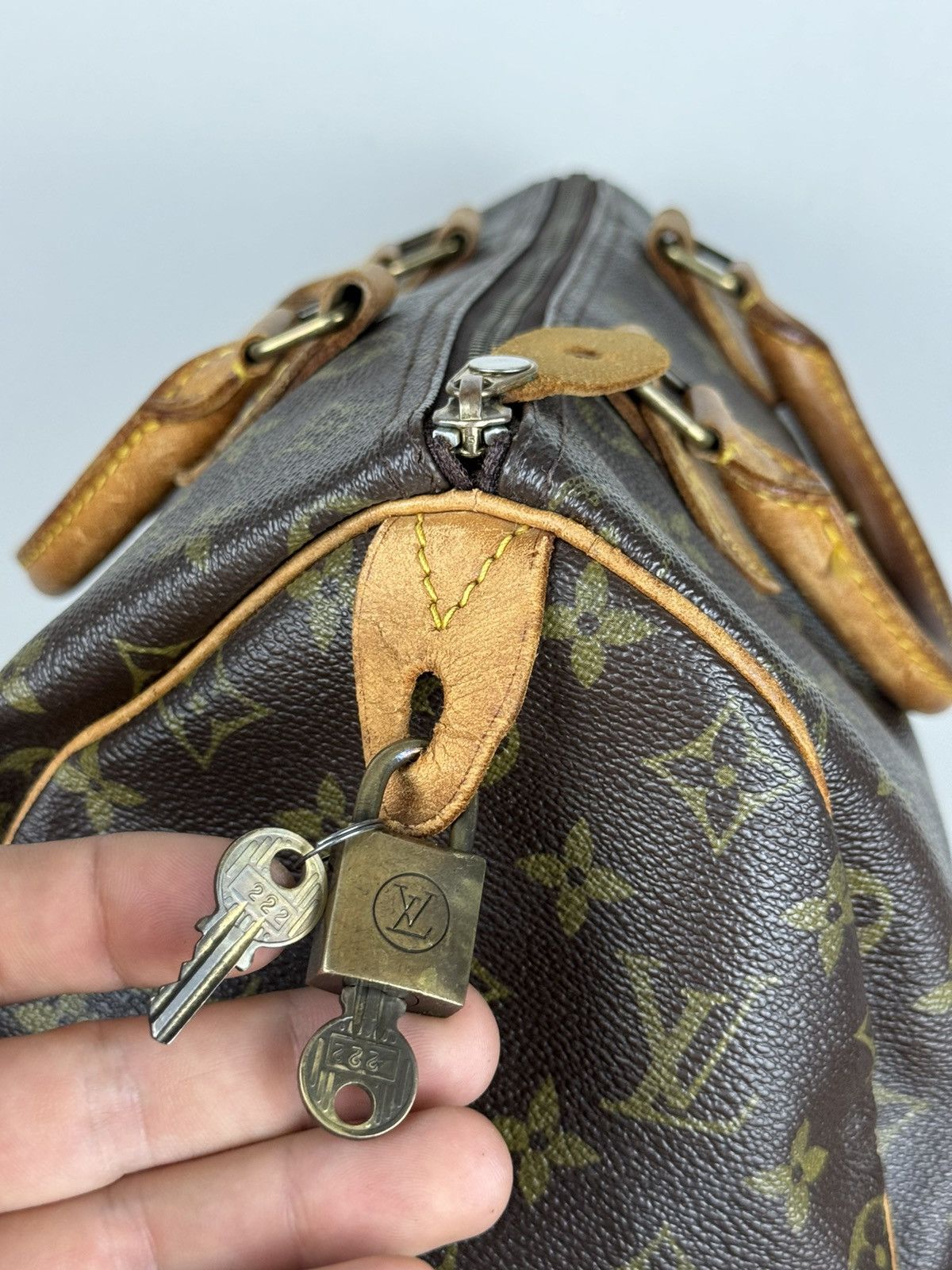 Louis Vuitton Luxury handle bag Louis Vuitton Speedy 30 original item Size ONE SIZE - 4 Thumbnail