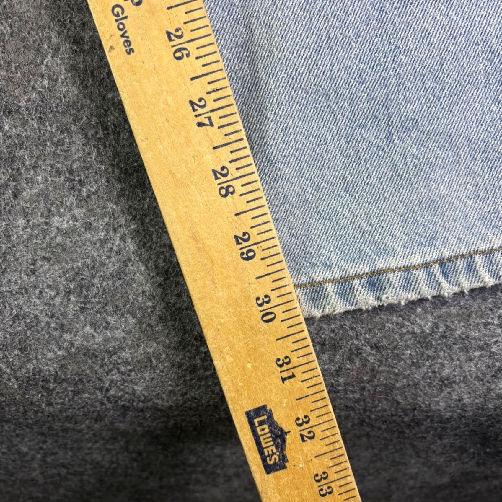 Levi's VINTAGE Levi's 560 Jeans Light Wash Denim 36x30 Mens 90s Tapered Loose Fit Relaxed Mid Rise 5-Pocket Blue Hats? Size US 36 / EU 52 - 4 Thumbnail