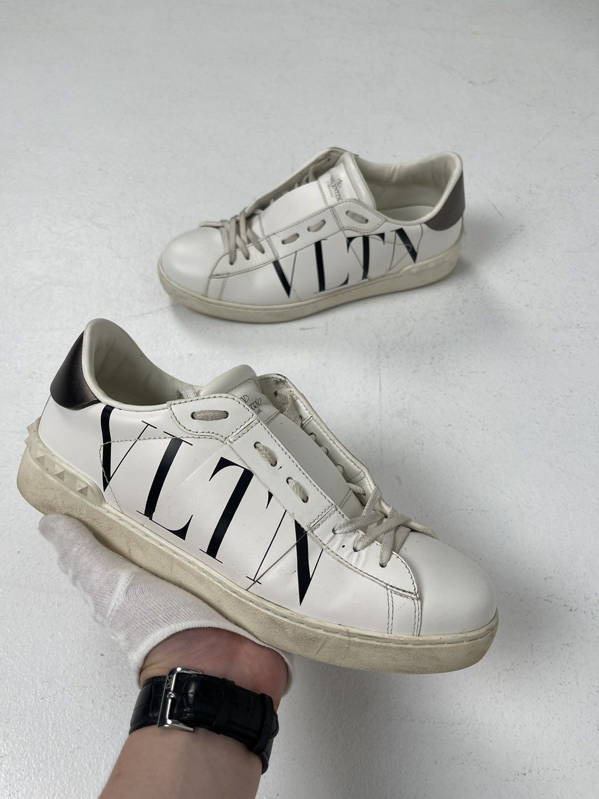Valentino Valentino Garavani Man Sneakers 6Y2S0C58YAY RFQ