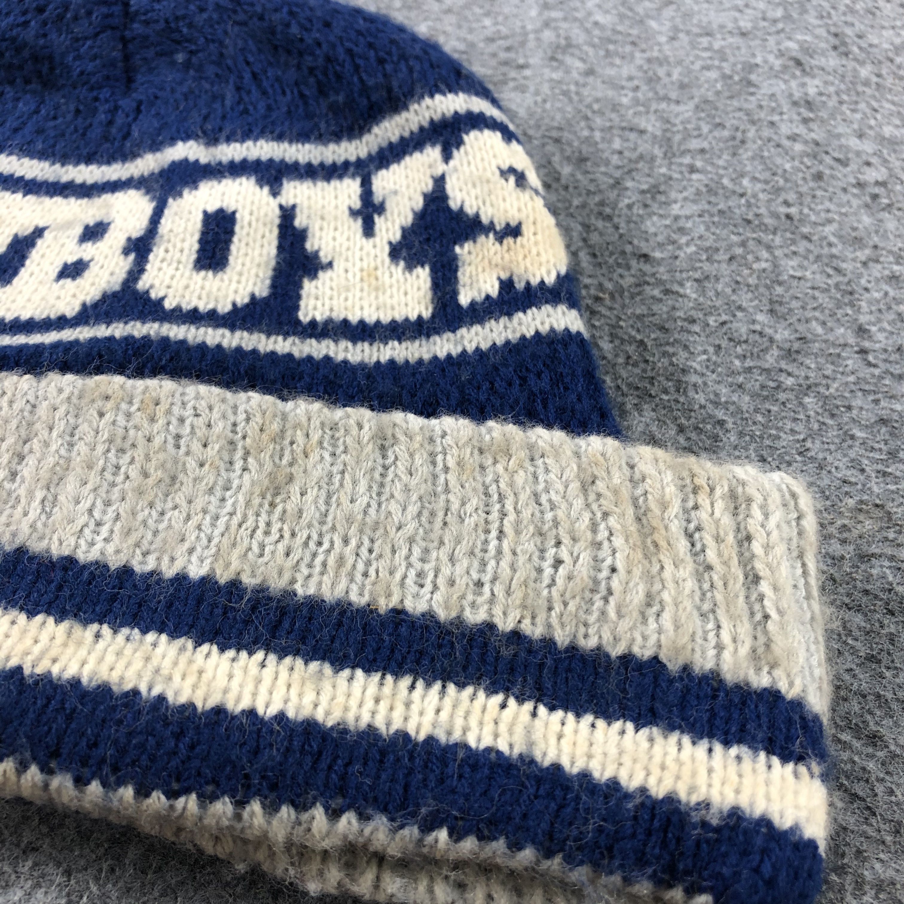 Unknown Cowboys Beanie Snowcap Snow Hat B498