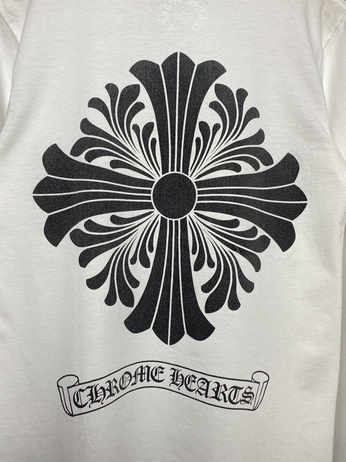 Chrome Hearts Chrome Hearts Big Cross Scroll Logo Pocket Tee Size US M / EU 48-50 / 2 - 3 Thumbnail