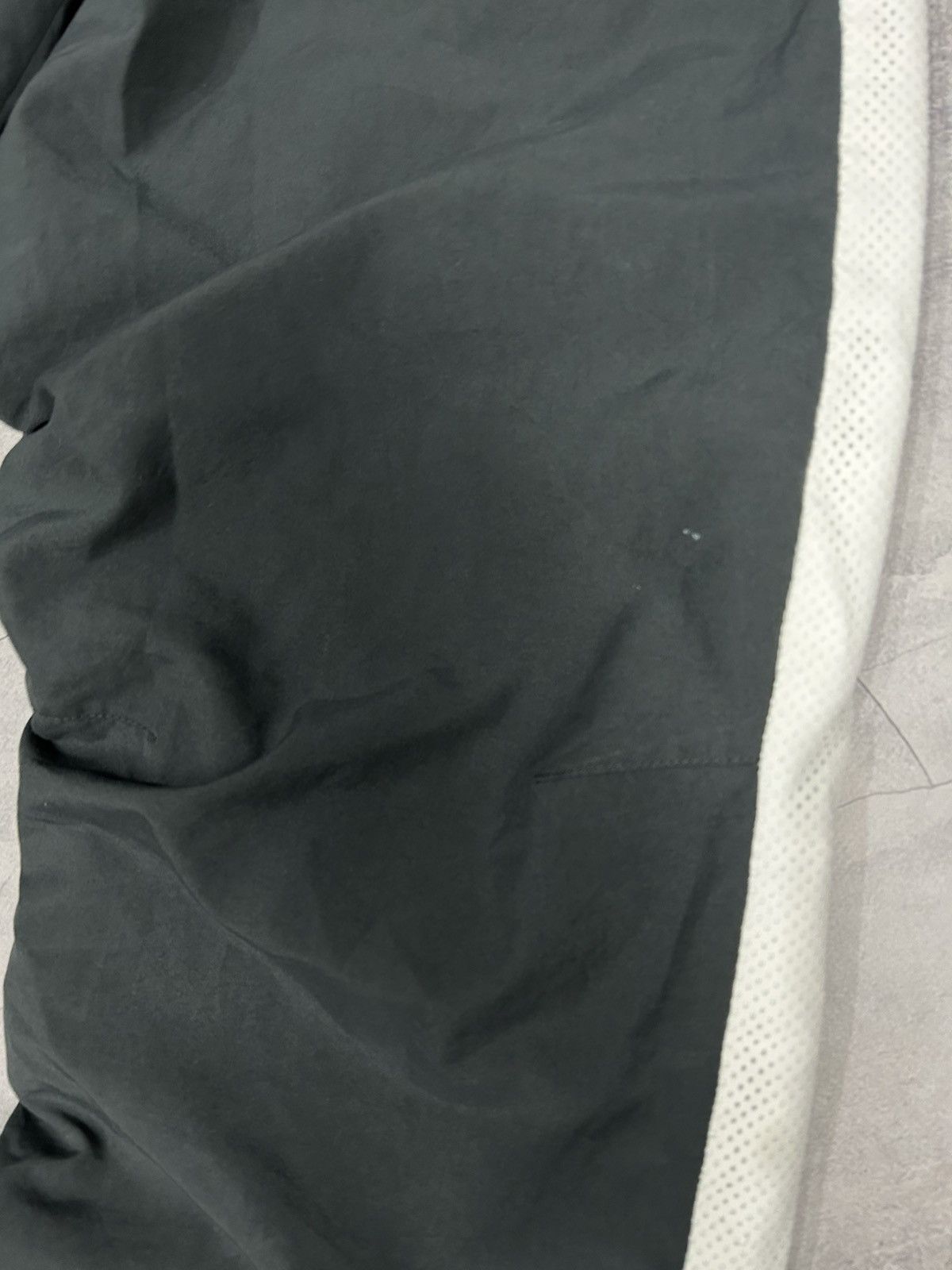 Nike Rare Vintage Nike Drill Track Pants TN Swoosh Size US 32 / EU 48 - 5 Thumbnail