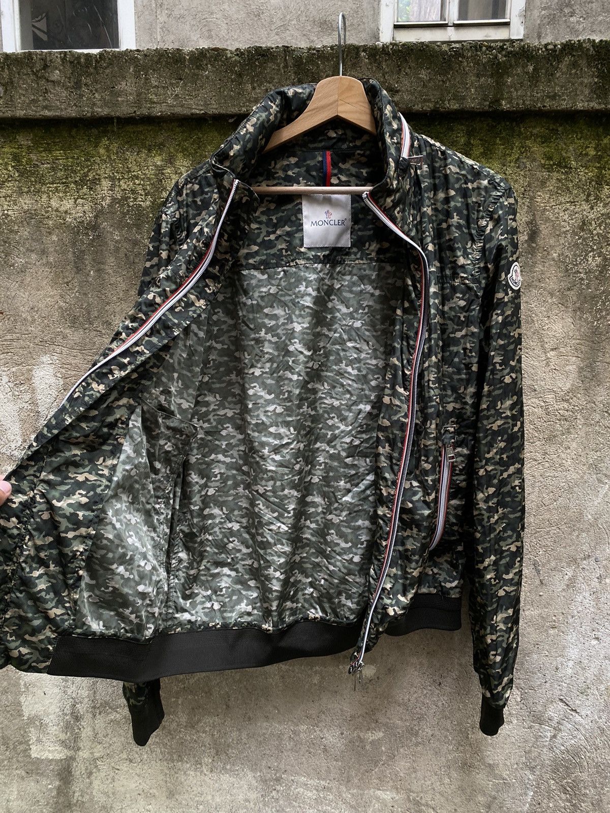 Moncler Moncler Light Camo Jacket Size US XL / EU 56 / 4 - 7 Thumbnail