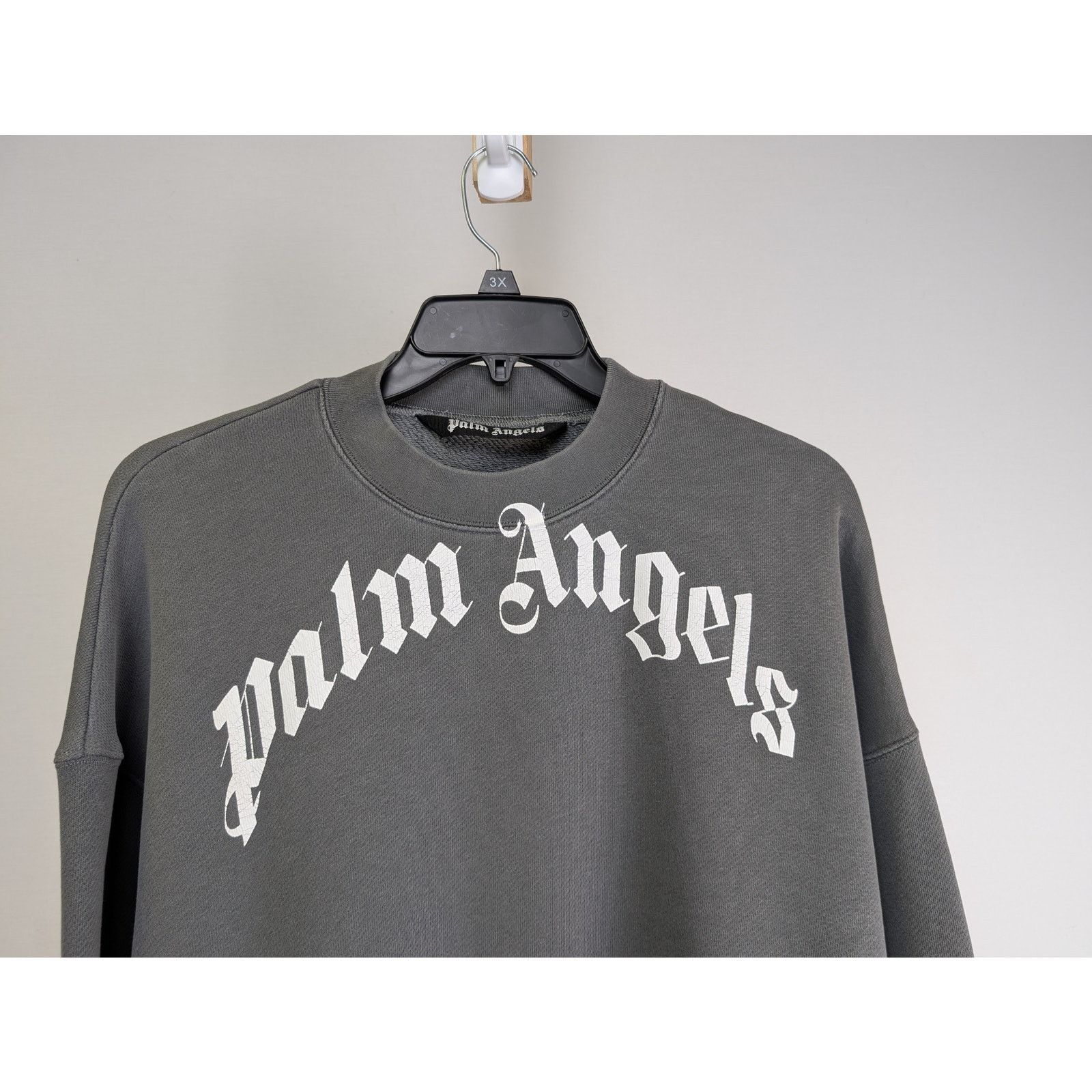 o1rshd1 GD Curved Logo Crewneck Sweatshirt in Black/White