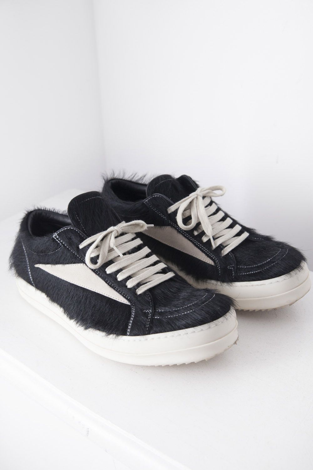 Rick Owens SS24 Pony hair vintage Vans low sneakers Size US 9 / EU 42 - 2 Thumbnail