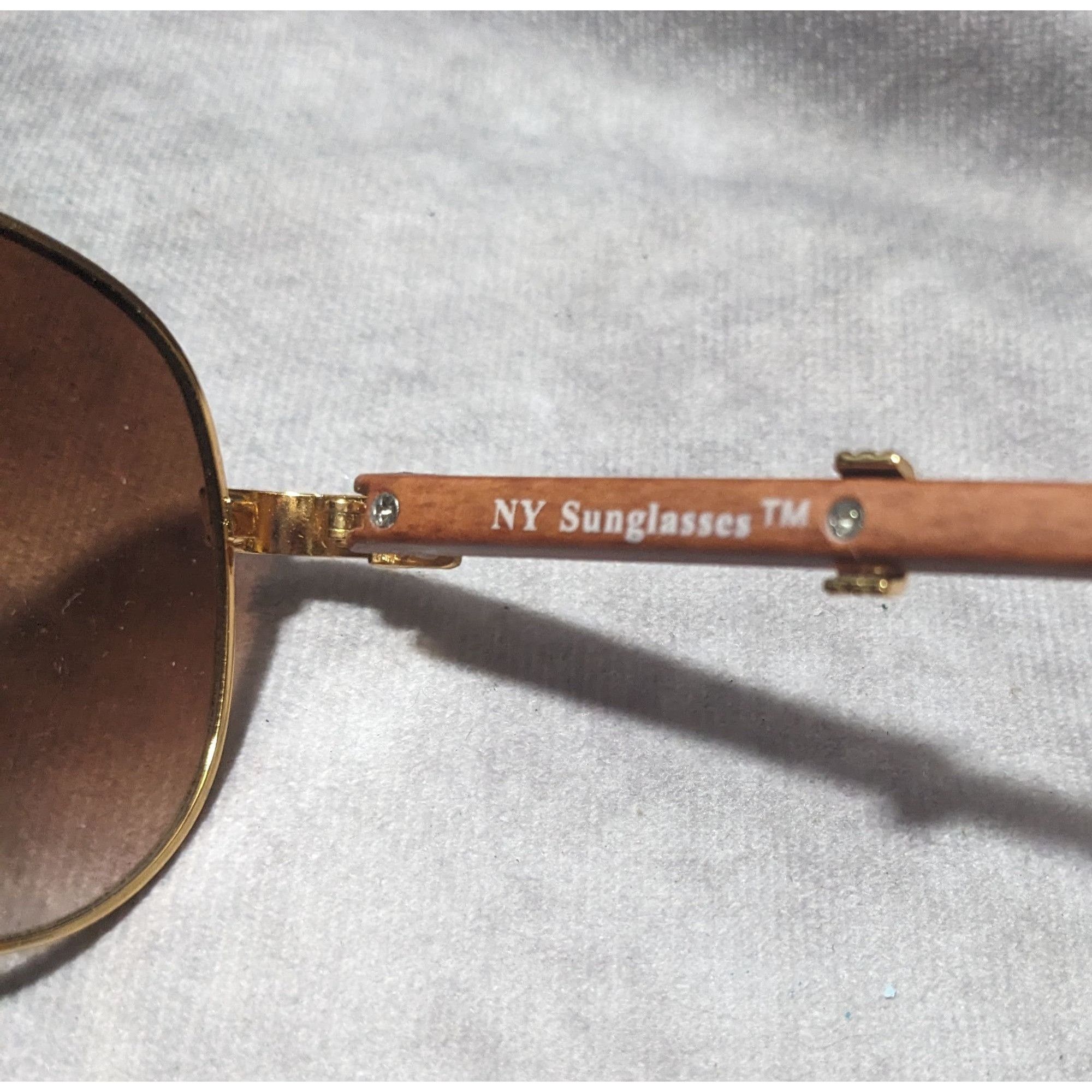 Other NY Sunglasses Gold And Wood Look Aviator Sunglasses Size ONE SIZE - 7 Thumbnail