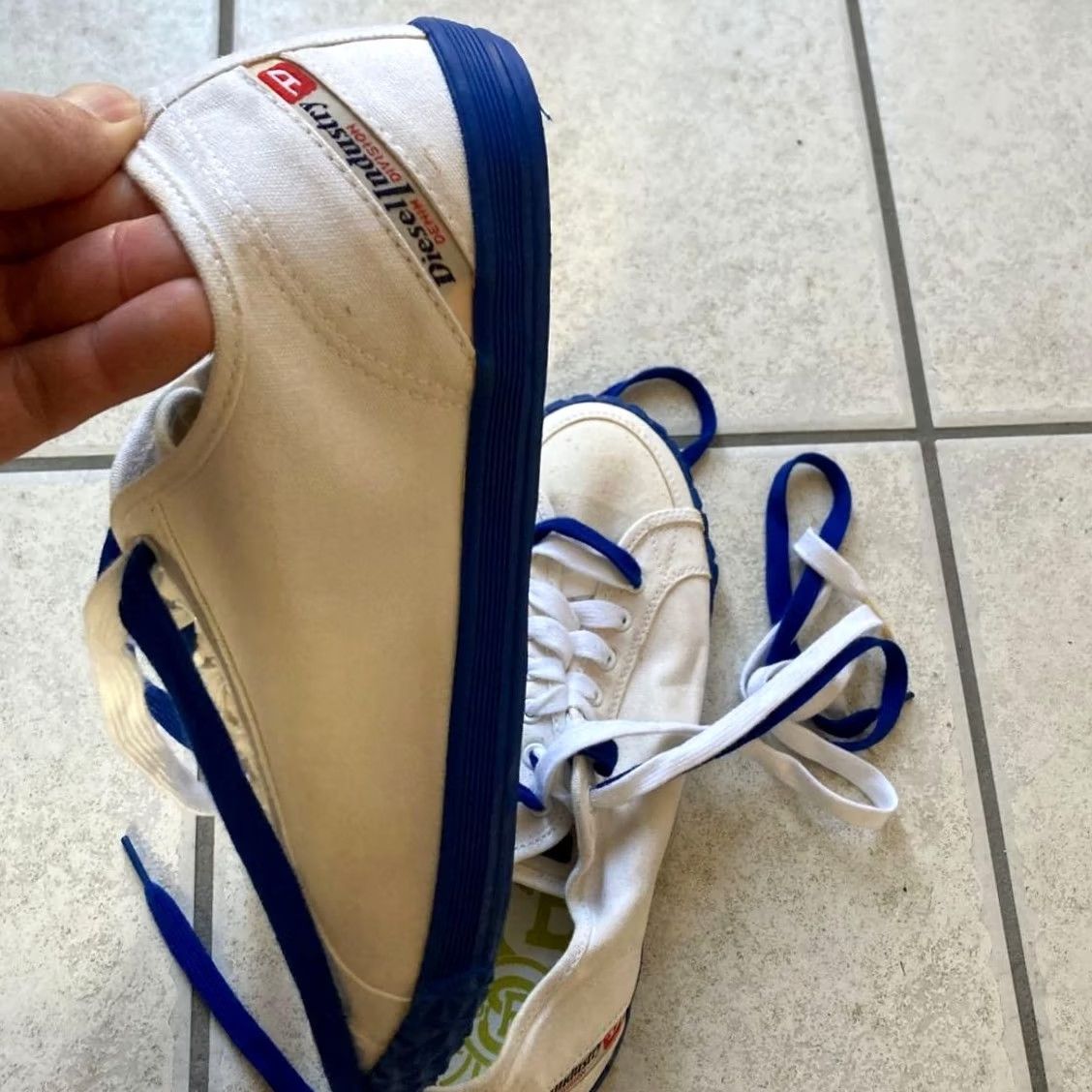 Diesel VINTAGE Diesel Men Sneakers 8.5US Blue White Casual Stylish Italian Size US 9 / EU 42 - 2 Thumbnail