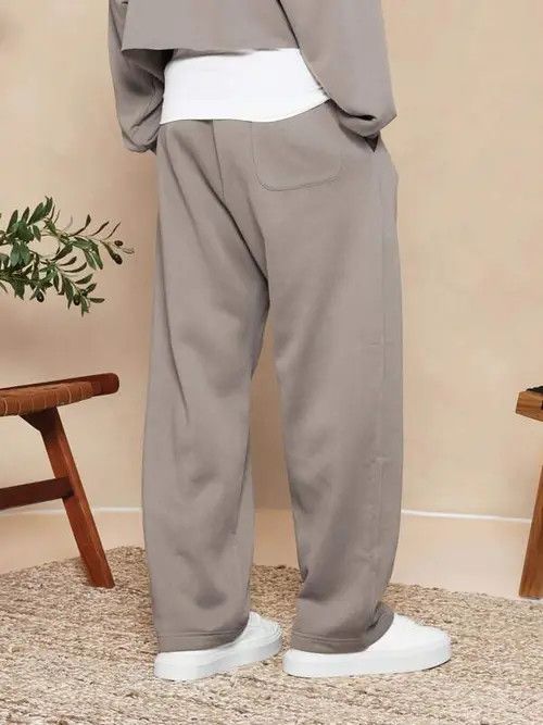 Designer × Hypebeast Bag Loose fit Heavyweight Baggy Y2k Sweatpants Size US 30 / EU 46 - 2 Thumbnail