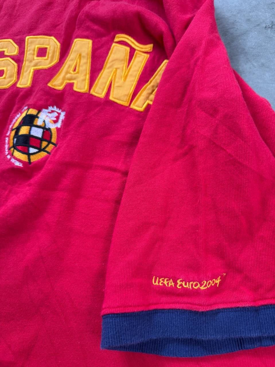 Adidas 2004 Vintage Adidas Euro Spain/España T-Shirt Size US L / EU 52-54 / 3 - 9 Thumbnail