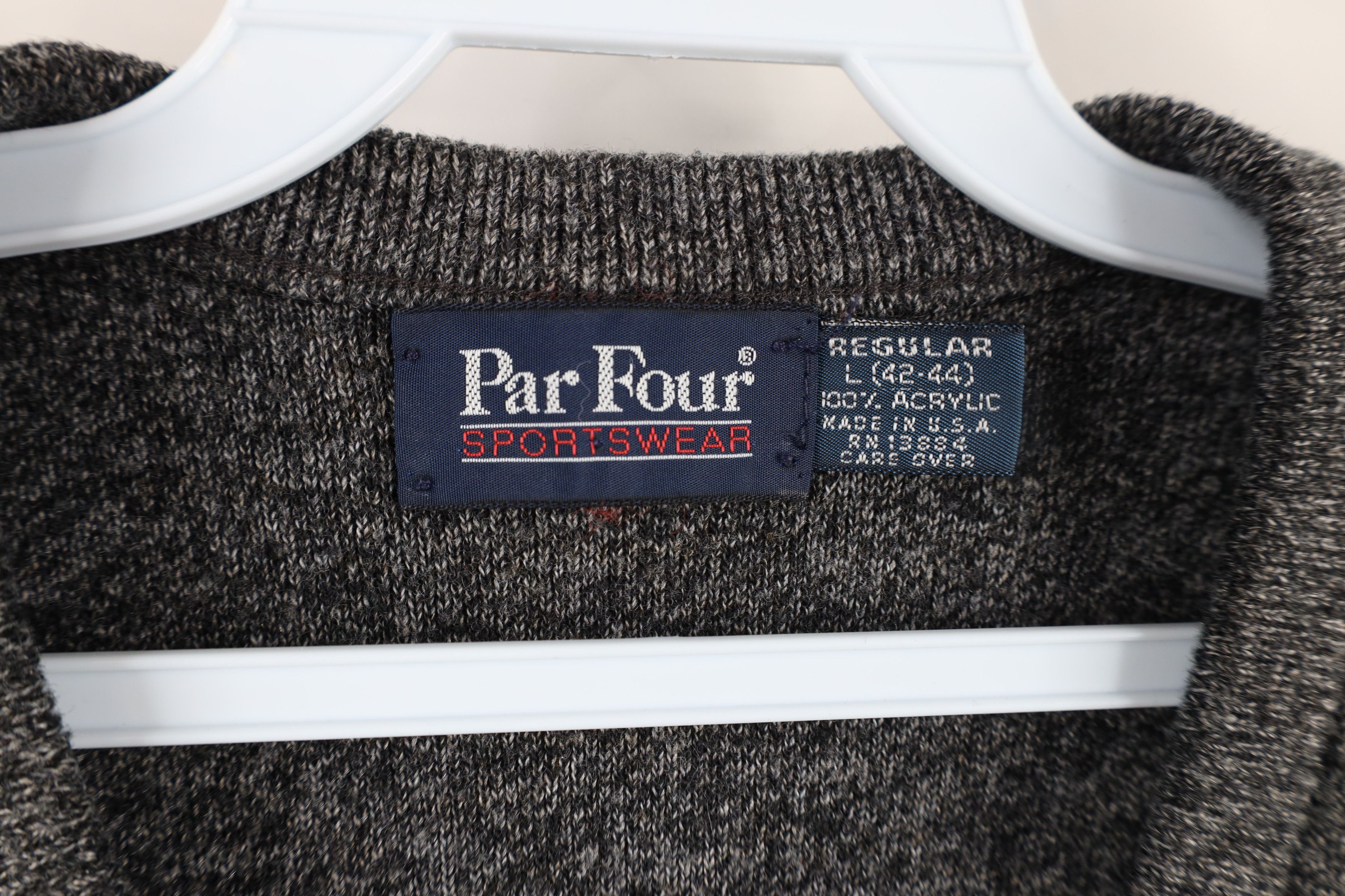 Vintage Vintage 90s Streetwear V-Neck Sweater Vest Heather Gray USA Size US L / EU 52-54 / 3 - 6 Thumbnail