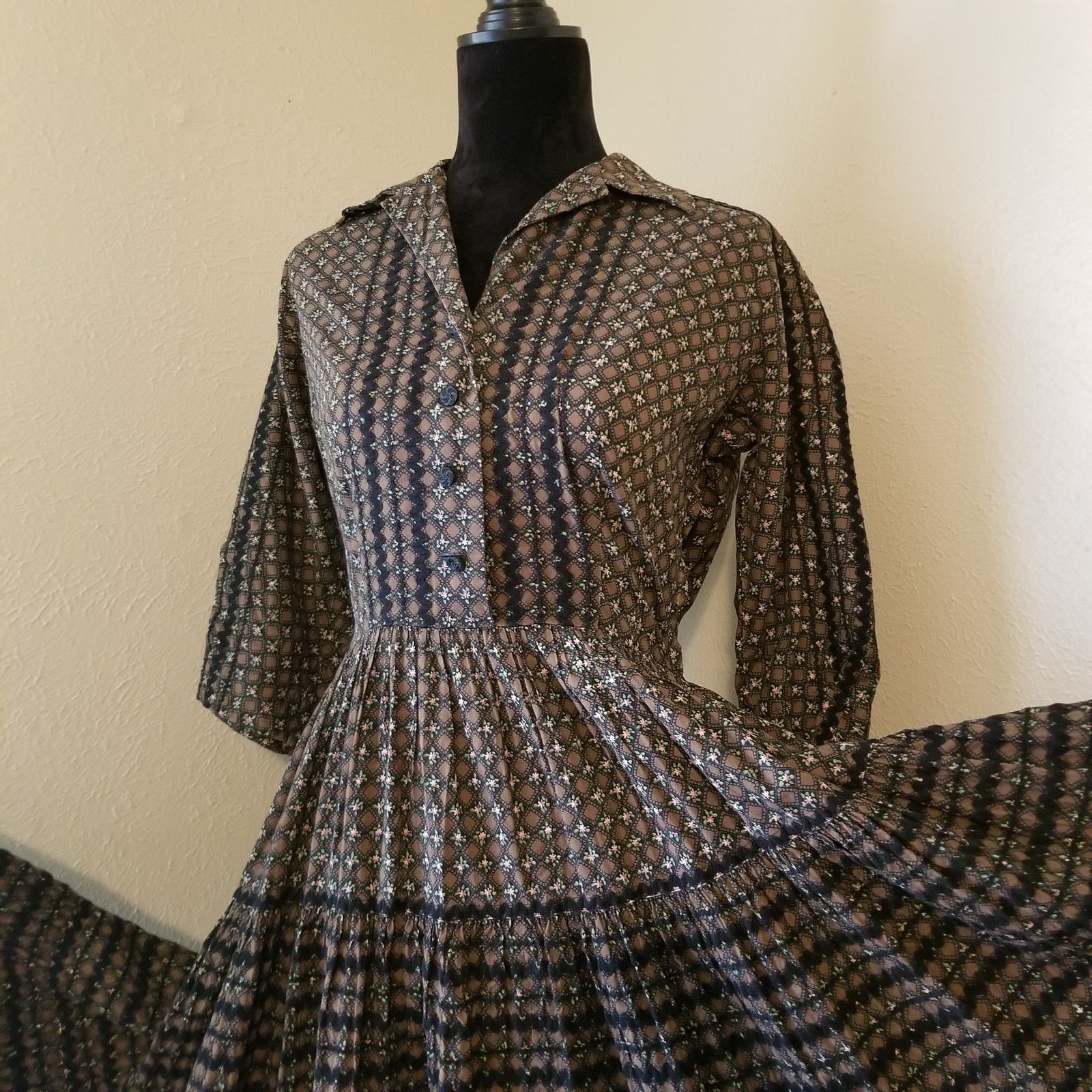 Vintage Vtg 50s 60s Patio Dress Circle Skirt Brown Black Prairie Size M / US 6-8 / IT 42-44 - 2 Thumbnail