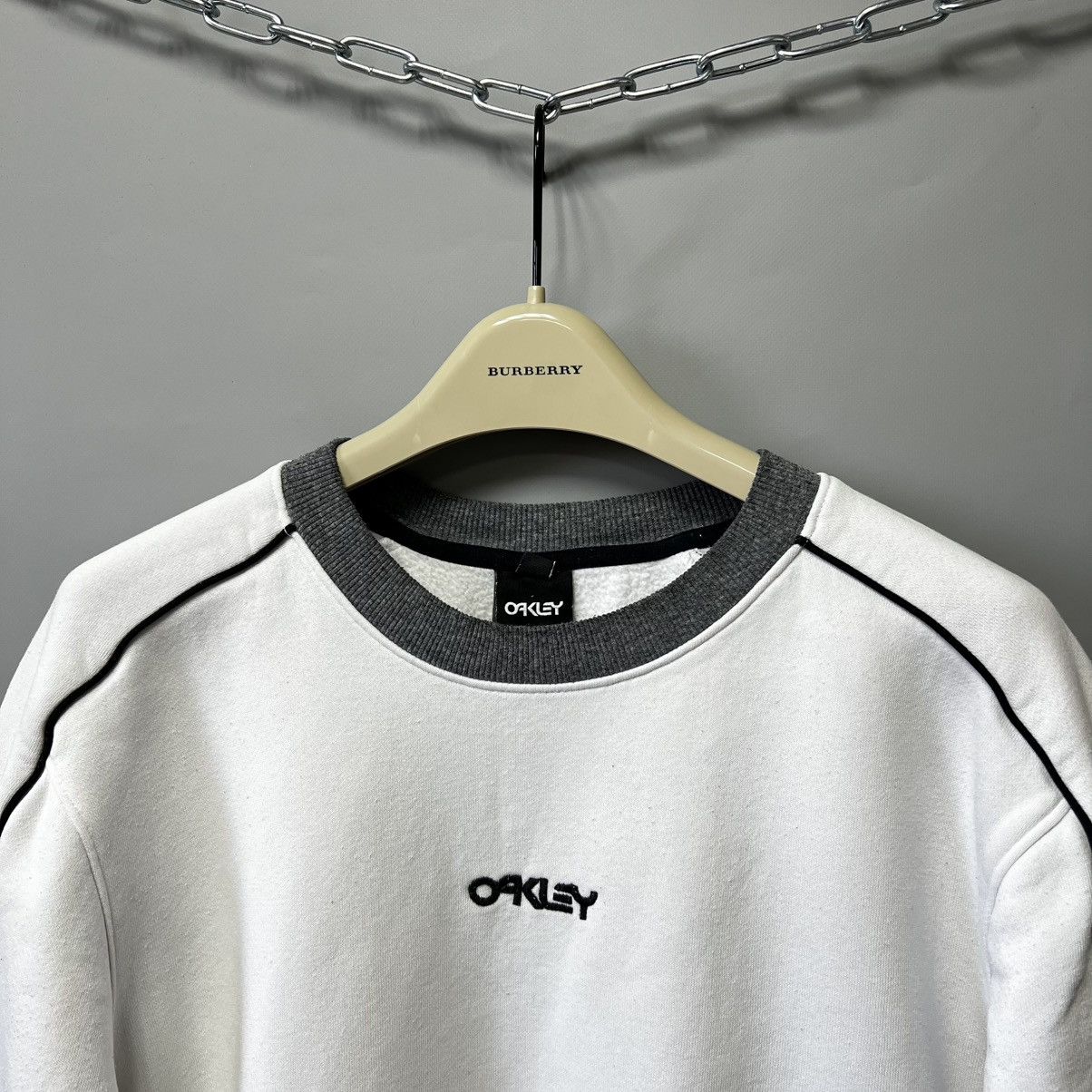 Oakley × Vintage Oakley Vintage White Sweatshirt Size US XL / EU 56 / 4 - 2 Thumbnail