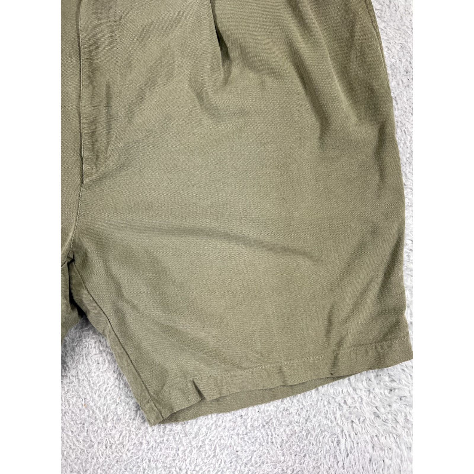 Tommy Bahama Tommy Bahama Shorts Mens 40 Green Silk Pleated Vacation Resort Outdoors Size US 40 / EU 56 - 5 Thumbnail