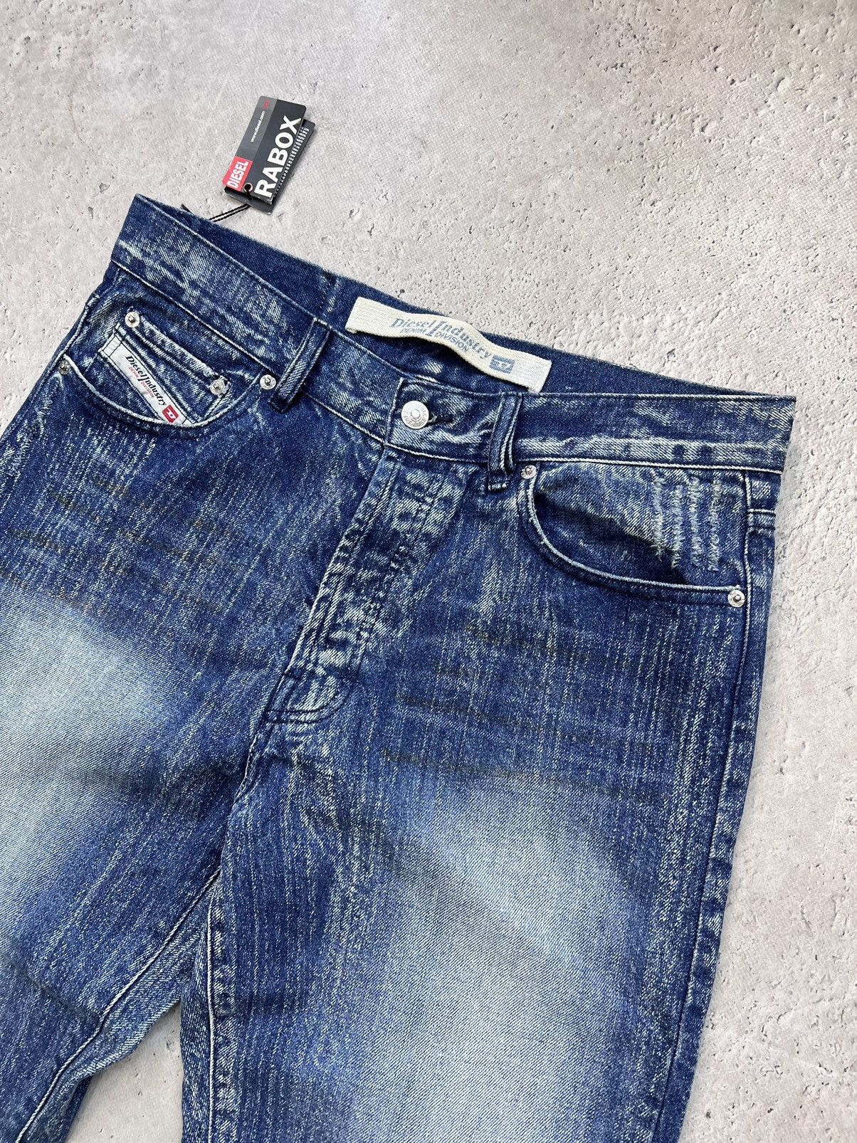 VINTAGE Y2K ARCHIVE DISTRESSED CARGO DENIM PANTS DIESEL