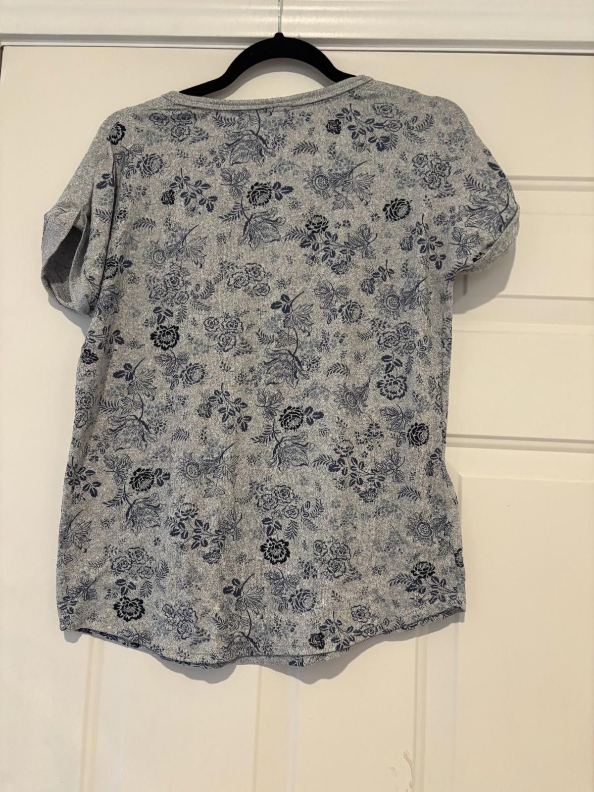 Lucky Brand Womens grey Lucky Brand t shirt #397 Size M / US 6-8 / IT 42-44 - 2 Thumbnail