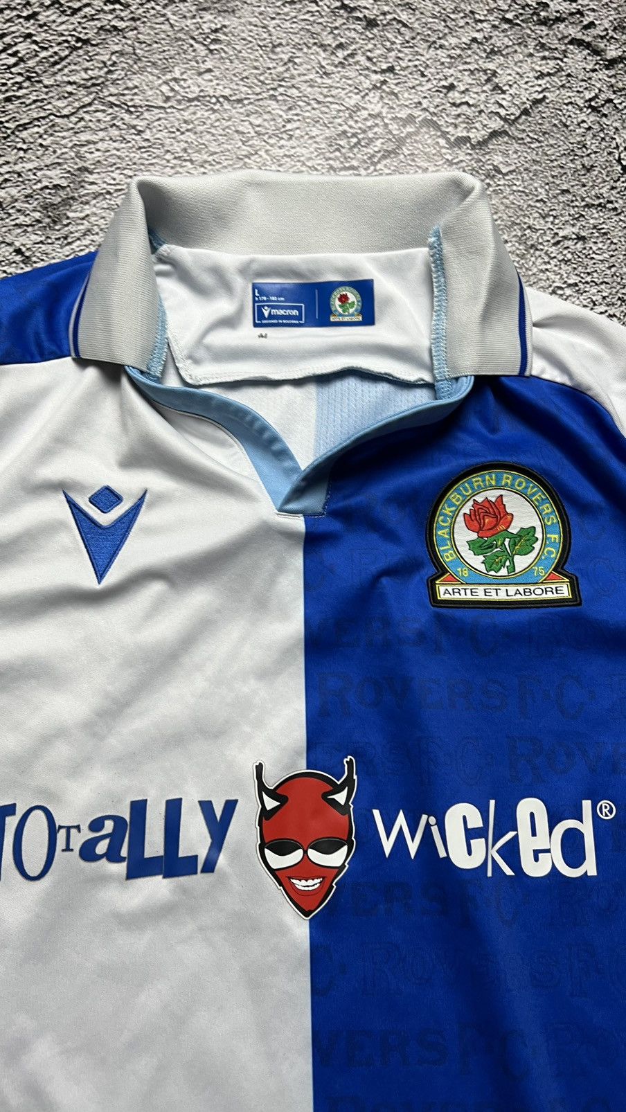 Macron Macron blackburn rovers jersey totally wicked Size US L / EU 52-54 / 3 - 3 Thumbnail