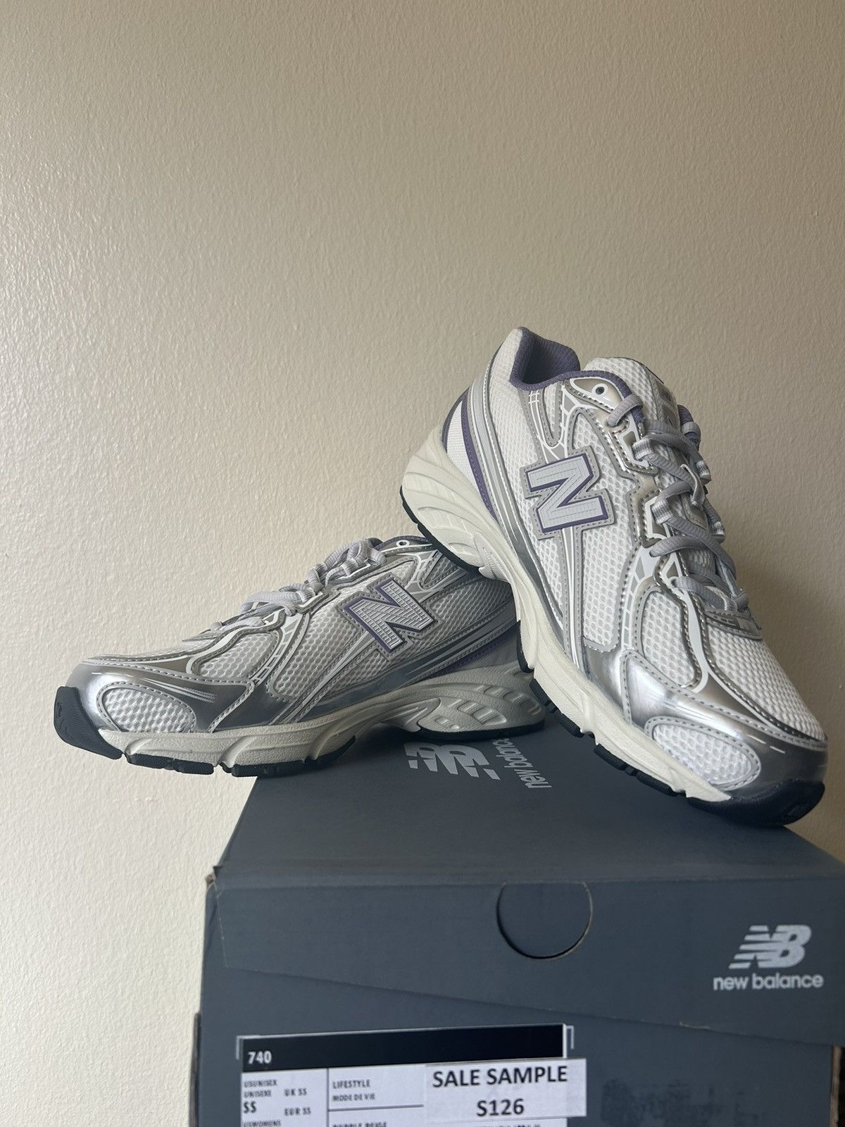 New Balance New Balance 740 Sneaker Size US 9 / EU 42 - 2 Thumbnail