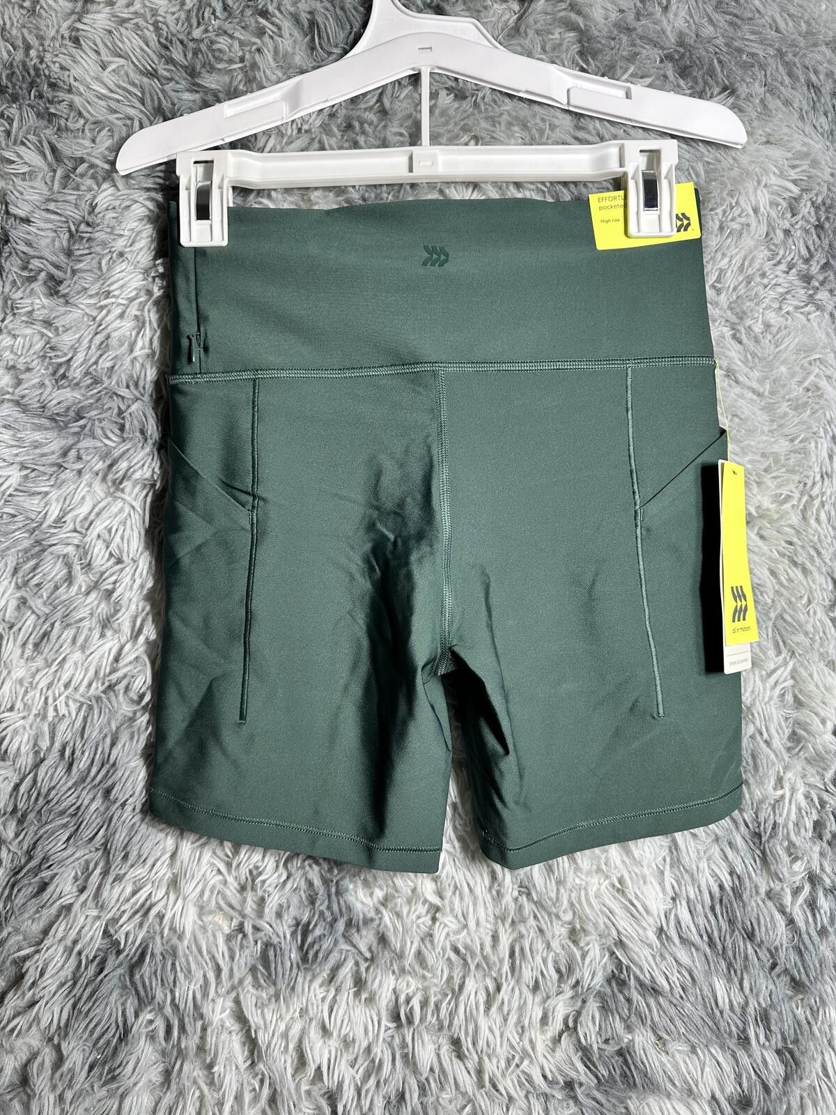 Other All in motion High Waist Green Athletic Shorts w Pockets Size 28" / US 6 / IT 42 - 3 Thumbnail
