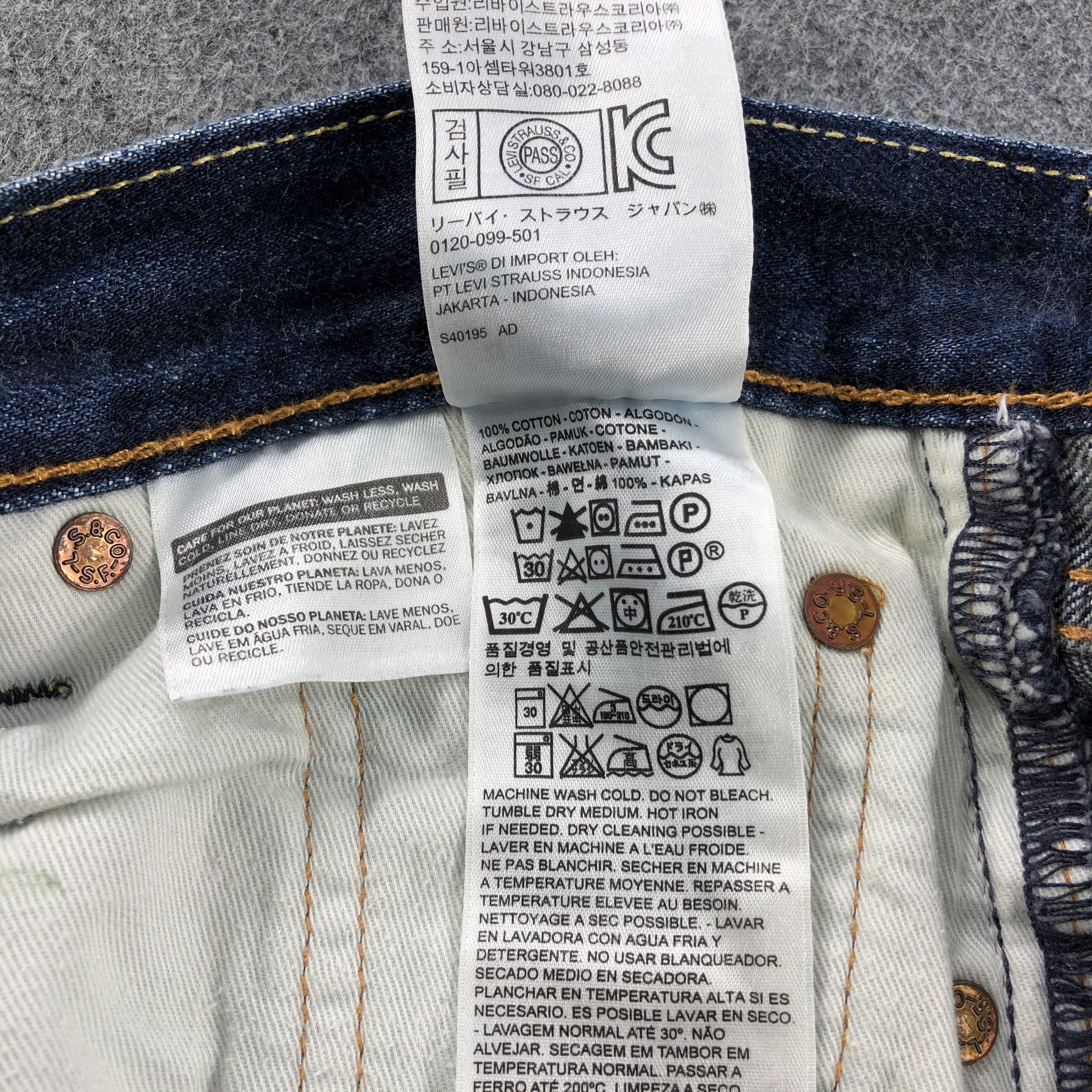 Levi's Vintage Blue Wash Levis 505 Jeans-JM2044 Size US 32 / EU 48 - 10 Thumbnail