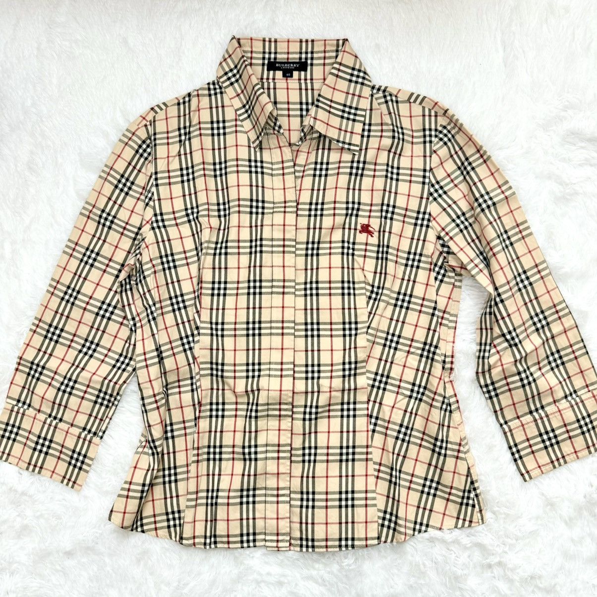 Burberry Burberry Women Nova Check Button down shirt 3/4 sleeve Size M / US 6-8 / IT 42-44 - 1 Thumbnail