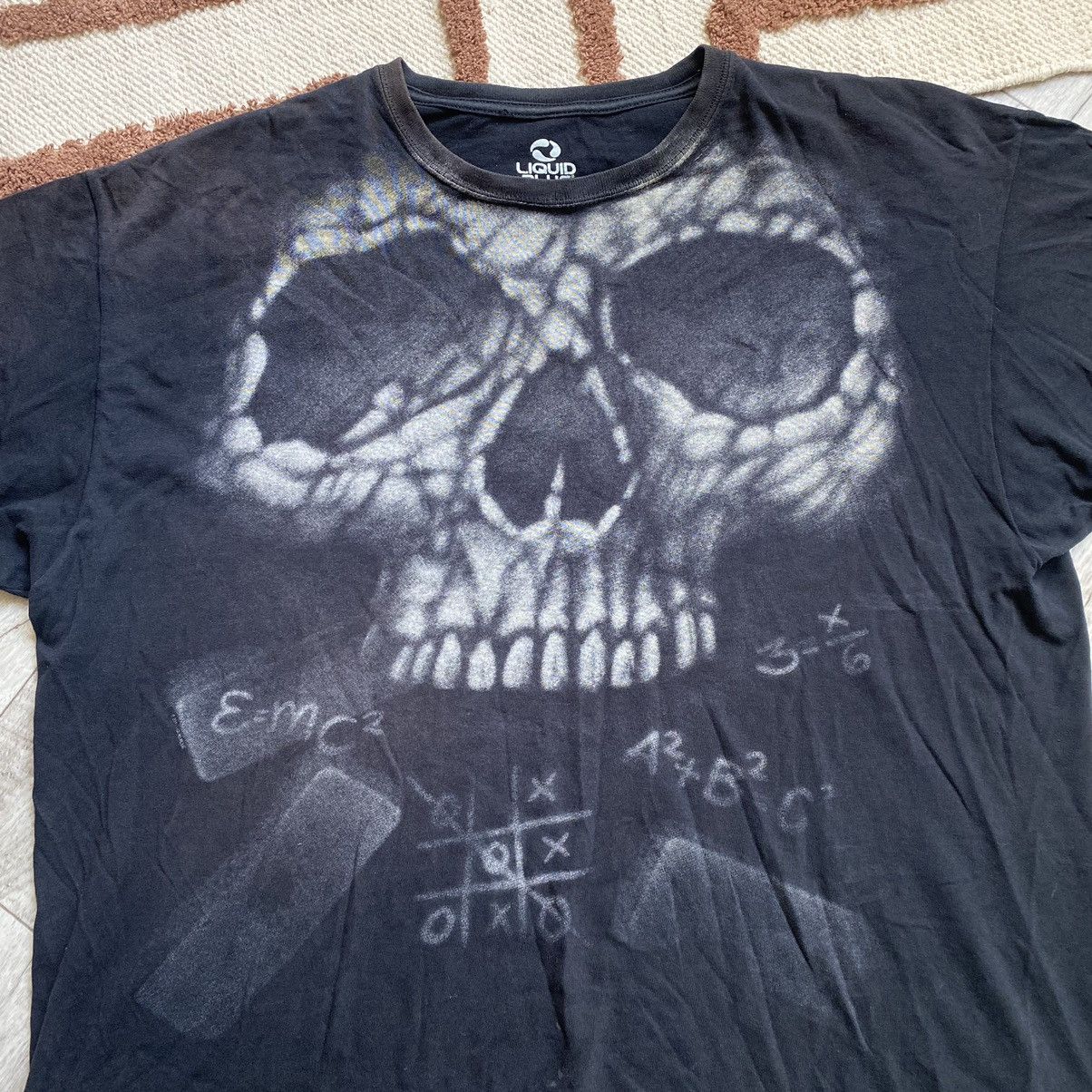 Liquid Blue LIQUID BLUE 2011 BIG SKULL STONE FADED T SHIRT Size US XXL / EU 58 / 5 - 2 Thumbnail