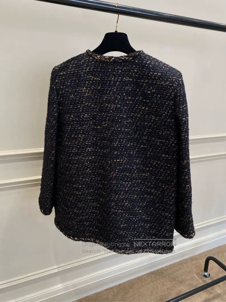 Chanel Chanel 19-year-old Egyptian series black and gold wide coa Size XS / US 0-2 / IT 36-38 - 2 Thumbnail