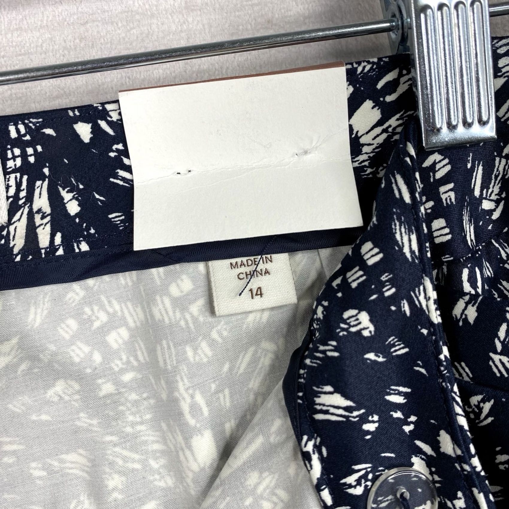 Coldwater Creek Coldwater Creek Pants Women's 14 Blue White Printed Cropped Wide-Leg NWT Size 36" / US 14 / IT 50 - 7 Thumbnail