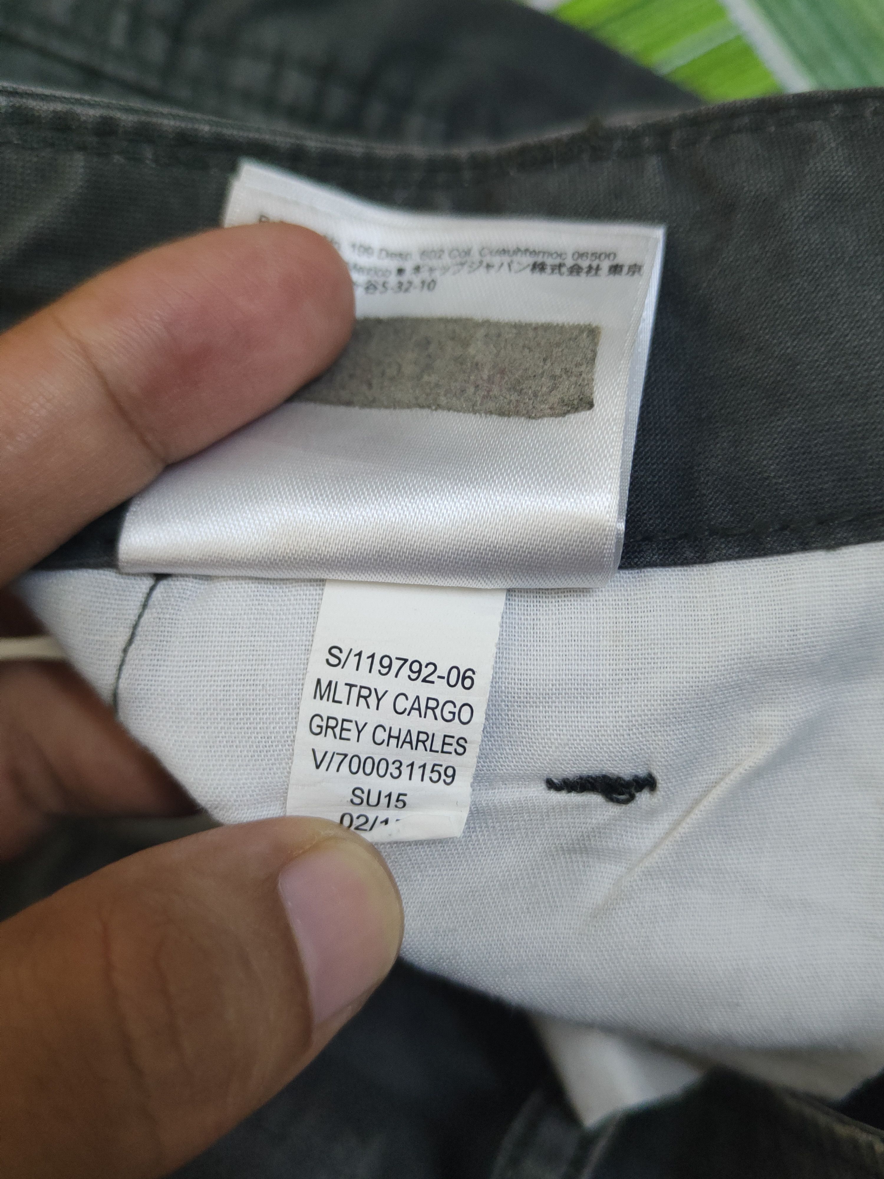 Japanese Brand DL Old Navy Black Faded Multipocket Cargo Pants #1535 Size US 31 - 12 Thumbnail