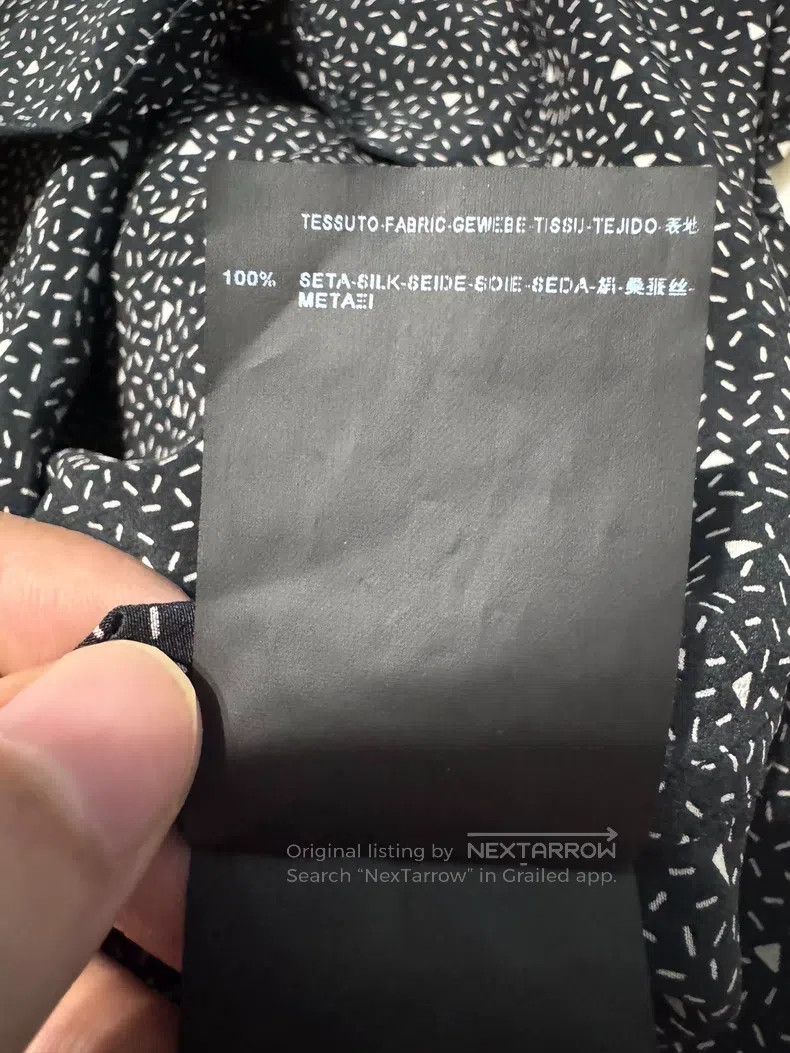 Saint Laurent Paris Saint Laurent Paris size 39 Silk Shirt Size US M / EU 48-50 / 2 - 9 Thumbnail