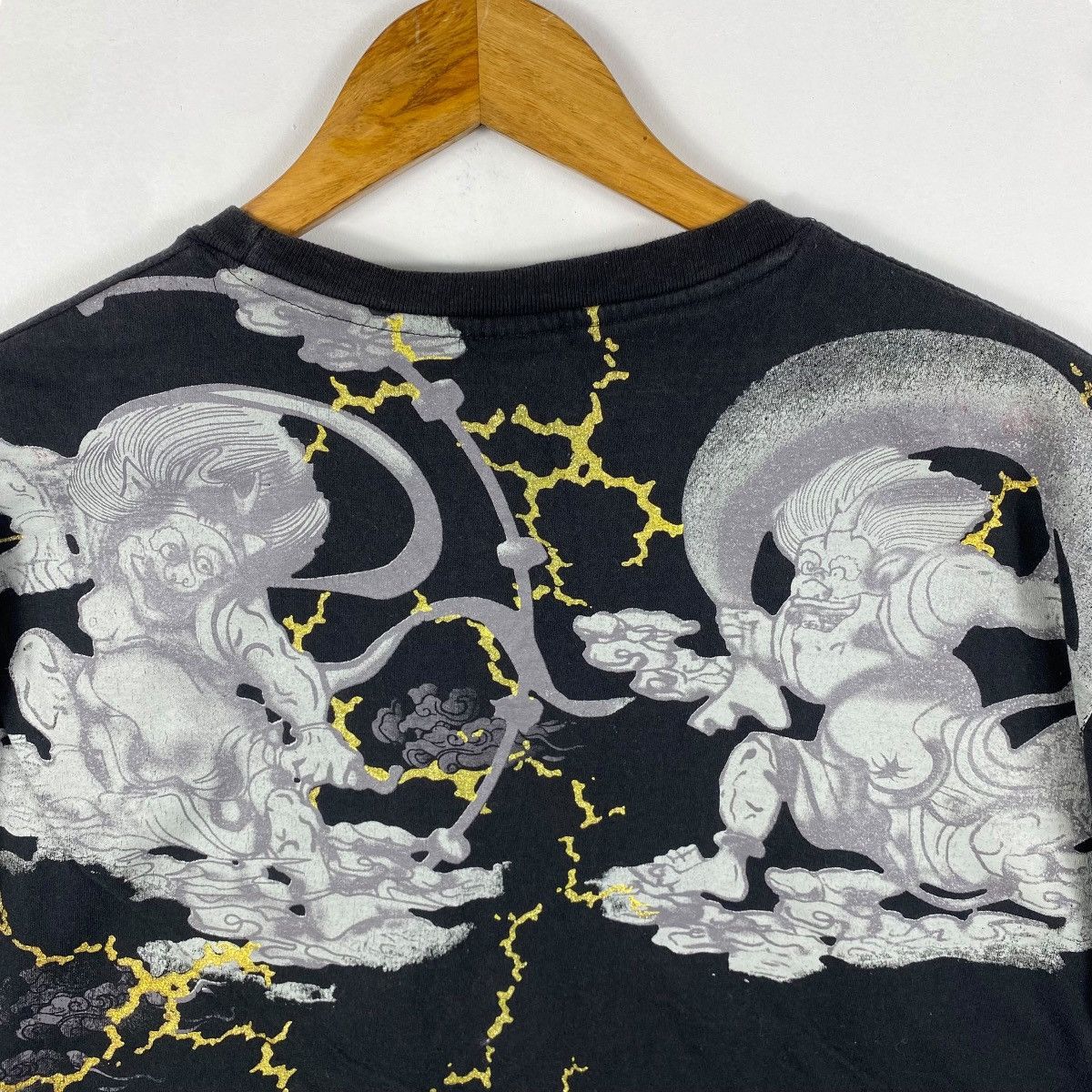 Japanese Brand Japanese Brand CURE ALL Sukajan Fujin Raijin Graphic Tee Size US L / EU 52-54 / 3 - 5 Thumbnail