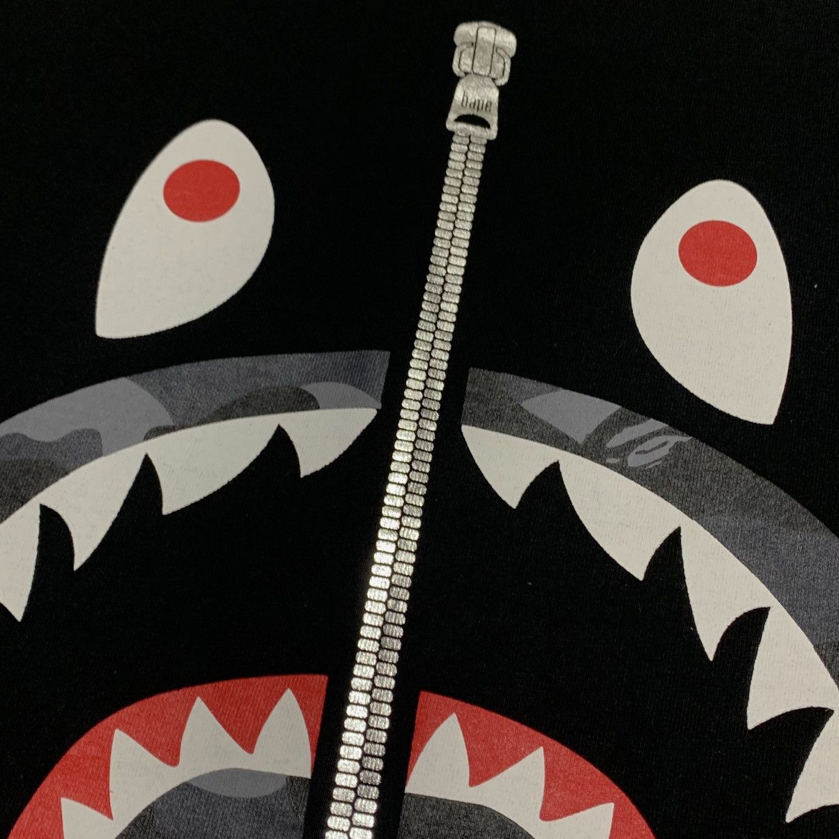Bape Bape Large Shark Camo Black Tee A Bathing Ape Size US L / EU 52-54 / 3 - 3 Thumbnail