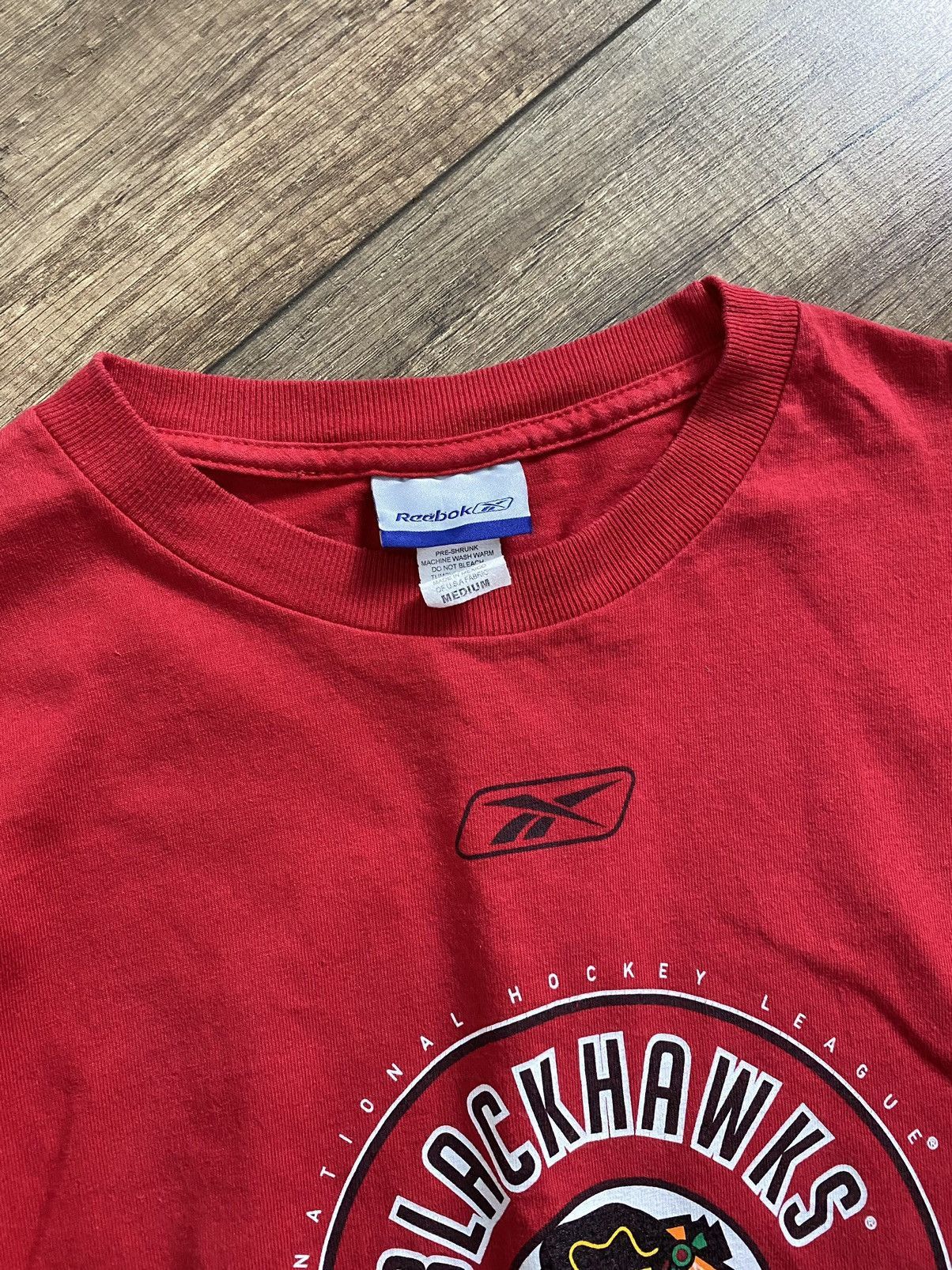 Reebok Vintage Reebok NHL Chicago Blackhawks off. merch t shirt Size US M / EU 48-50 / 2 - 3 Thumbnail
