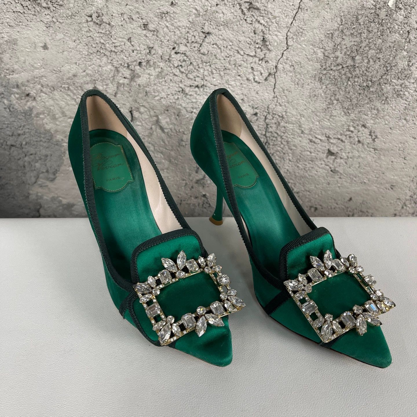 Roger Vivier Roger Vivier RV Crystal Buckle Pumps 36.5 Size US 6 / IT 36 - 1 Thumbnail