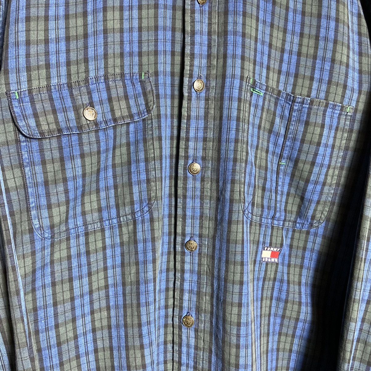 Tommy Hilfiger × Vintage Vintage 90s Tommy Hilfiger Jeans Flannel Jeans Collar Shirt Size US L / EU 52-54 / 3 - 3 Thumbnail