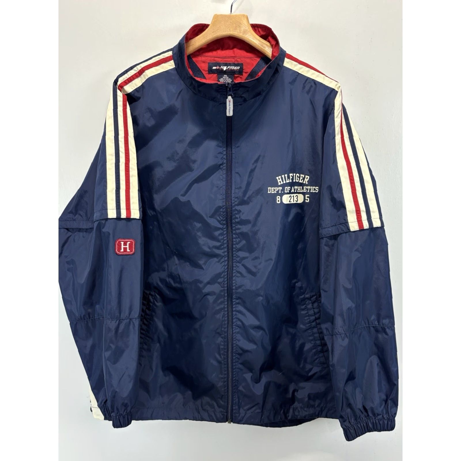 Tommy Hilfiger VINTAGE Tommy Hilfiger Windbreaker Jacket Men 2XL Navy Zip Off Sleeves Size US XXL / EU 58 / 5 - 2 Thumbnail