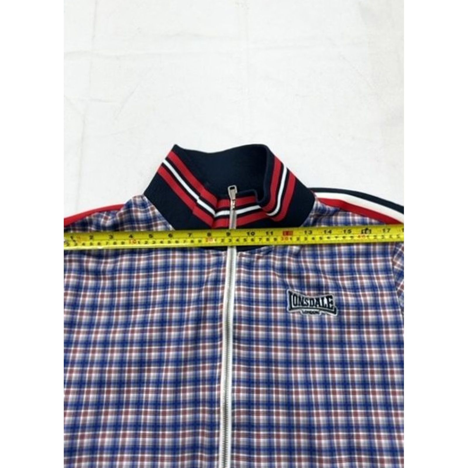 Lonsdale Lonsdale Navy Plaid Cotton Activewear Jacket XL Stand-up Collar Men Jacket XL Navy Plaid Cotton Activewear Size US XL / EU 56 / 4 - 5 Thumbnail