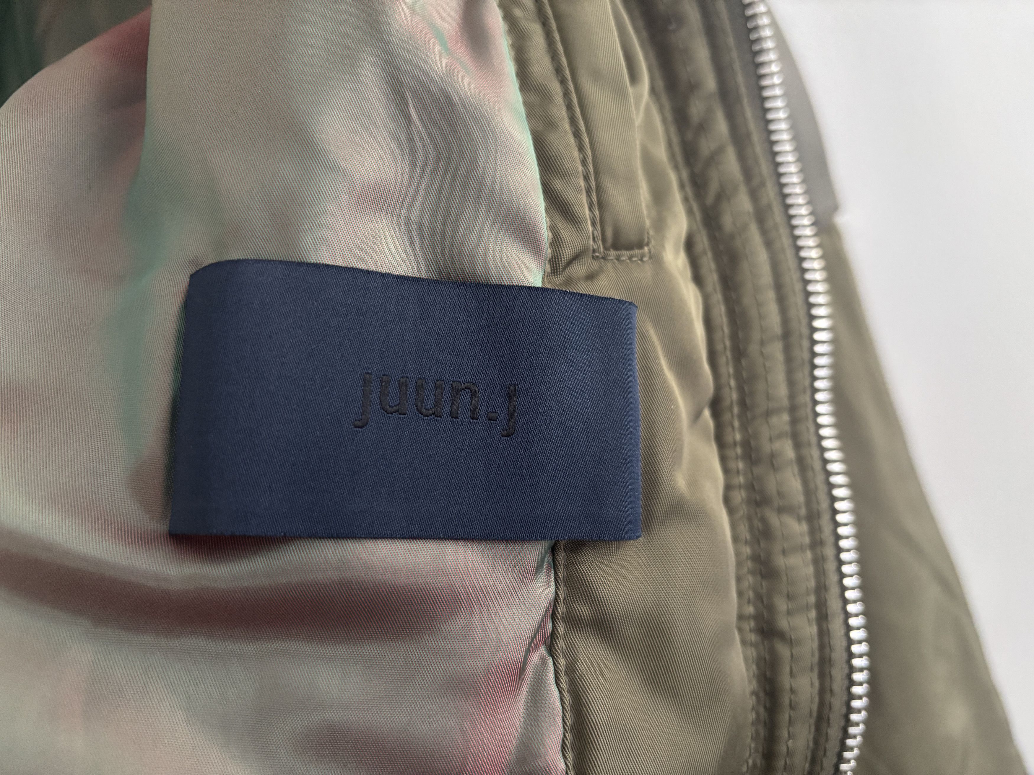 Juun.J $2925 Olive N2-B Flight Bomber Jacket Fur Hood - M-L Size US S / EU 44-46 / 1 - 12 Thumbnail