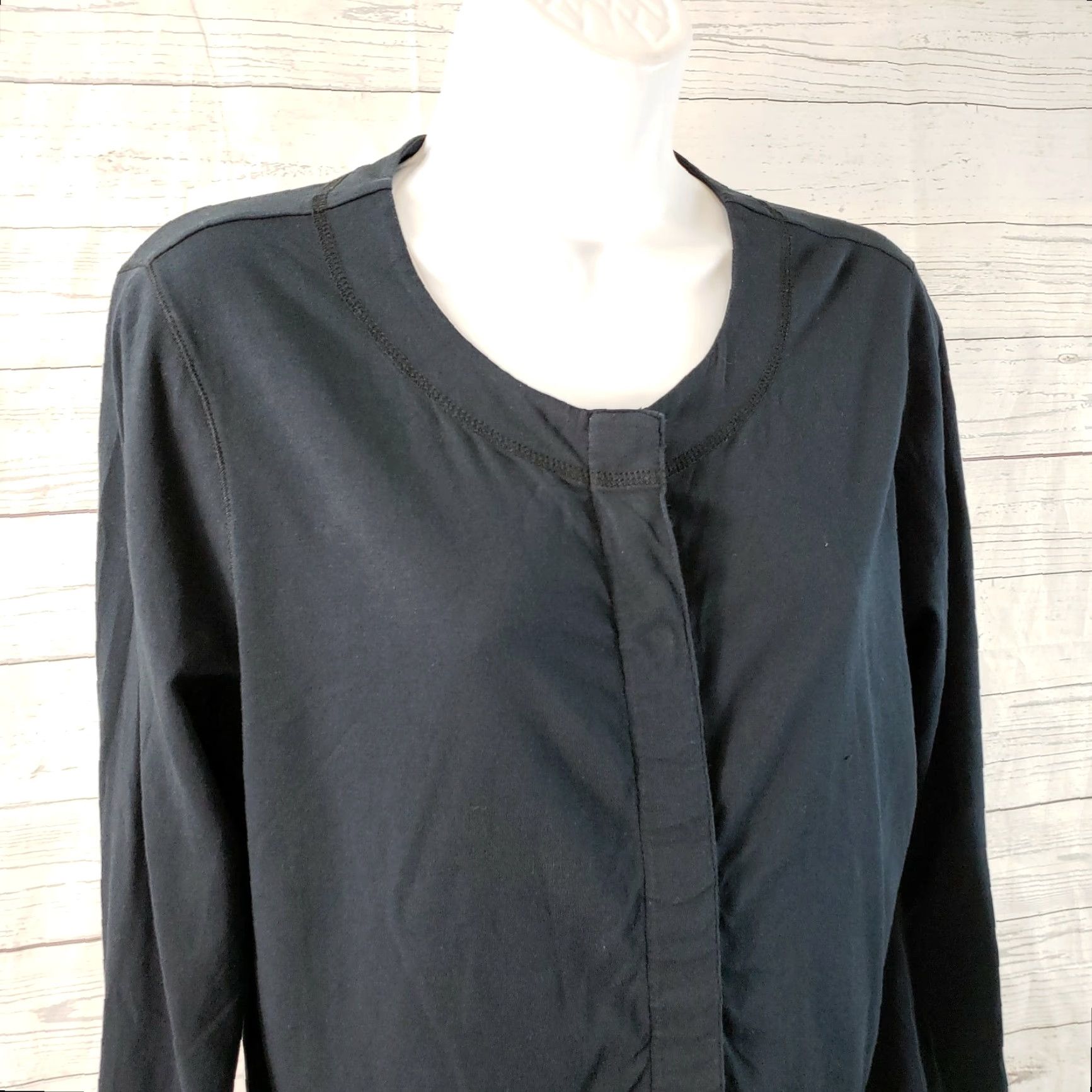 Vintage Soma Tranquility Womens Top Sz 0 Black Long Sleeve Pima Cotton Snap Buttons Blouse Shirt Size XS / US 0-2 / IT 36-38 - 2 Thumbnail
