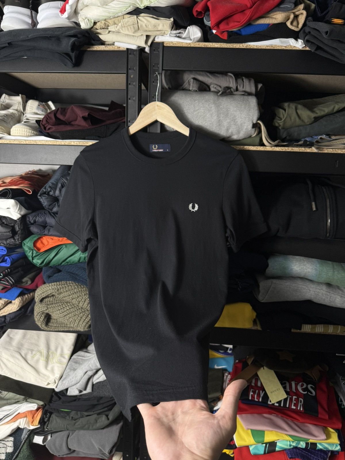 Fred Perry Fred Perry Black T-Shirt Mens Laurel Wreath Logo Cotton Tee Size US S / EU 44-46 / 1 - 2 Thumbnail