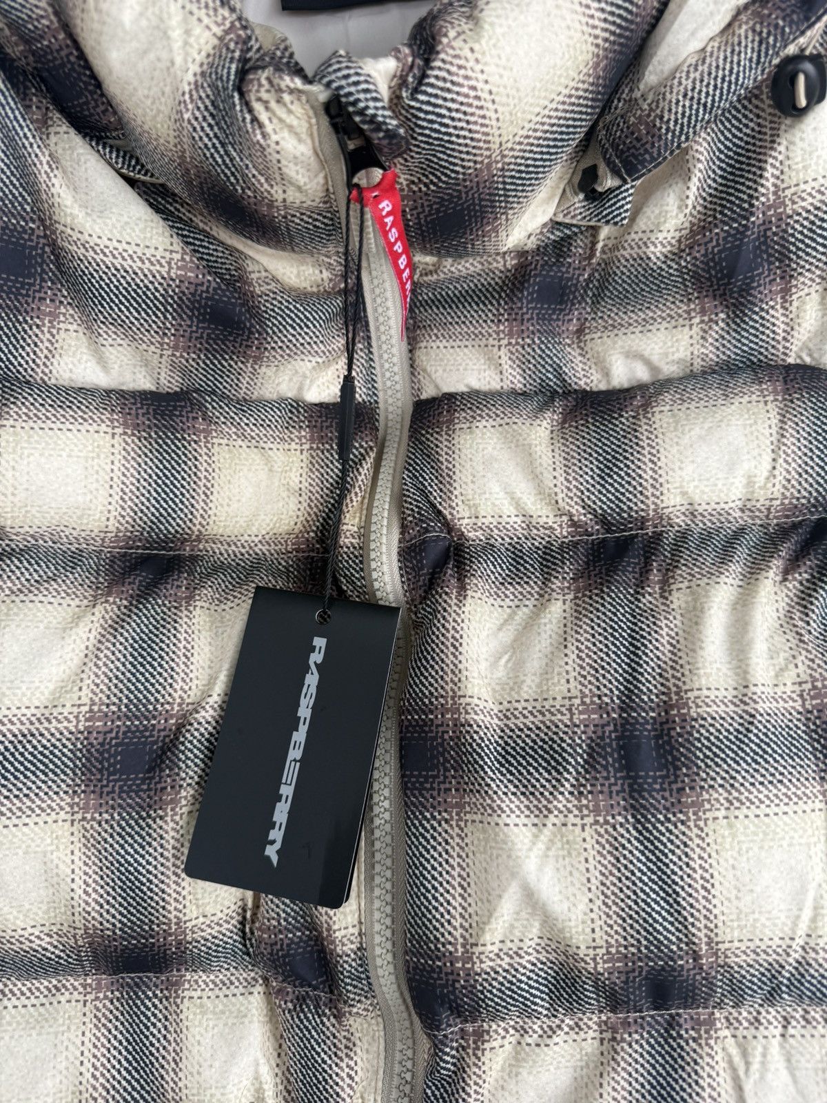 The GV Gallery The GV Gallery Plaid Puffer Waterproof Coat Raspberry Hills Size US M / EU 48-50 / 2 - 3 Thumbnail