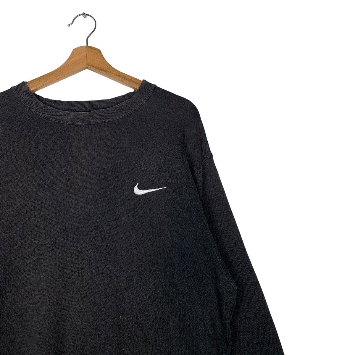 Nike Trashed NIKE Silver Tag Small Swoosh Logo Sweater #1535-C69 Size US L / EU 52-54 / 3 - 5 Thumbnail