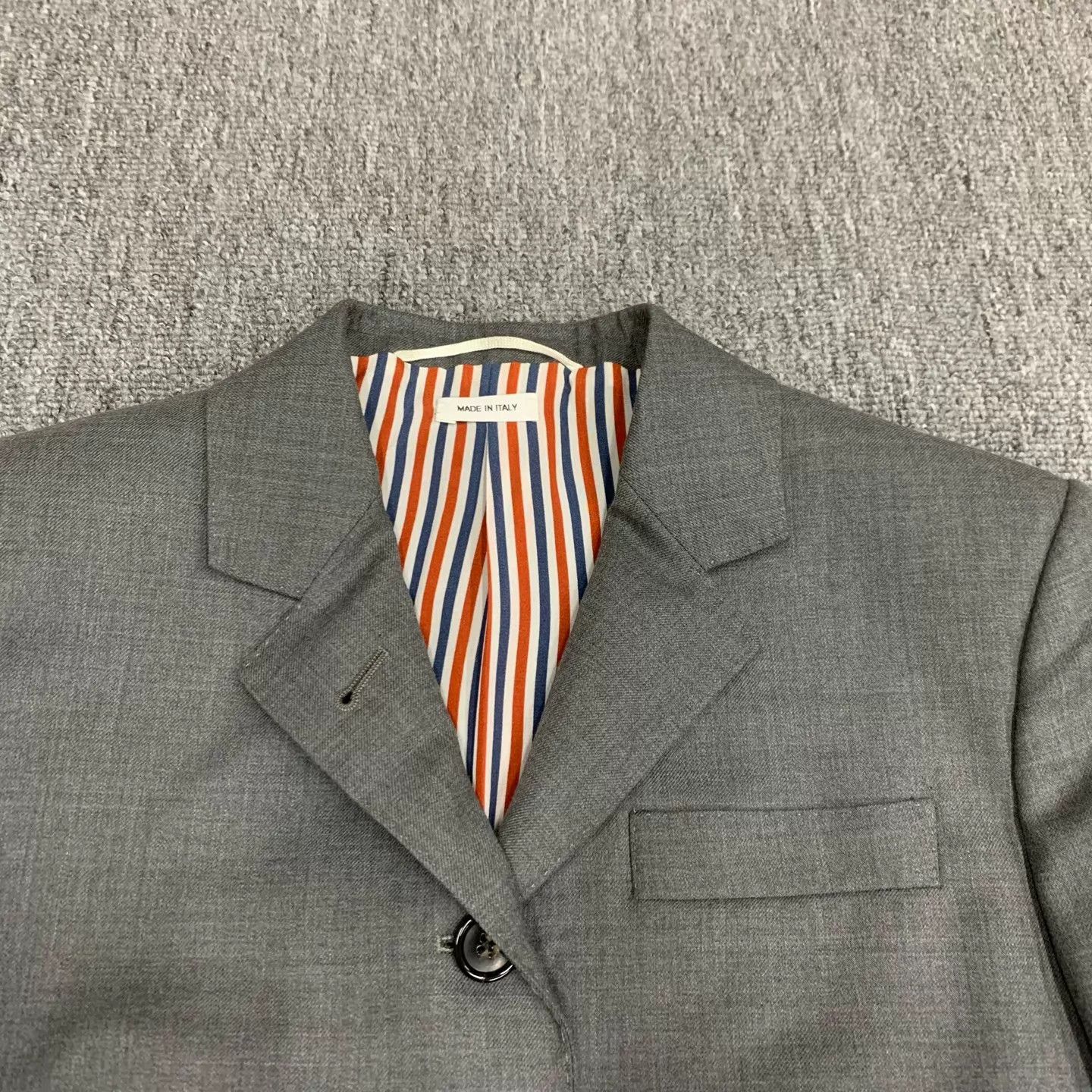 Thom Browne THOM BROWNE gray wool-silk suit jacket 40 98 New Size S / US 4 / IT 40 - 6 Thumbnail