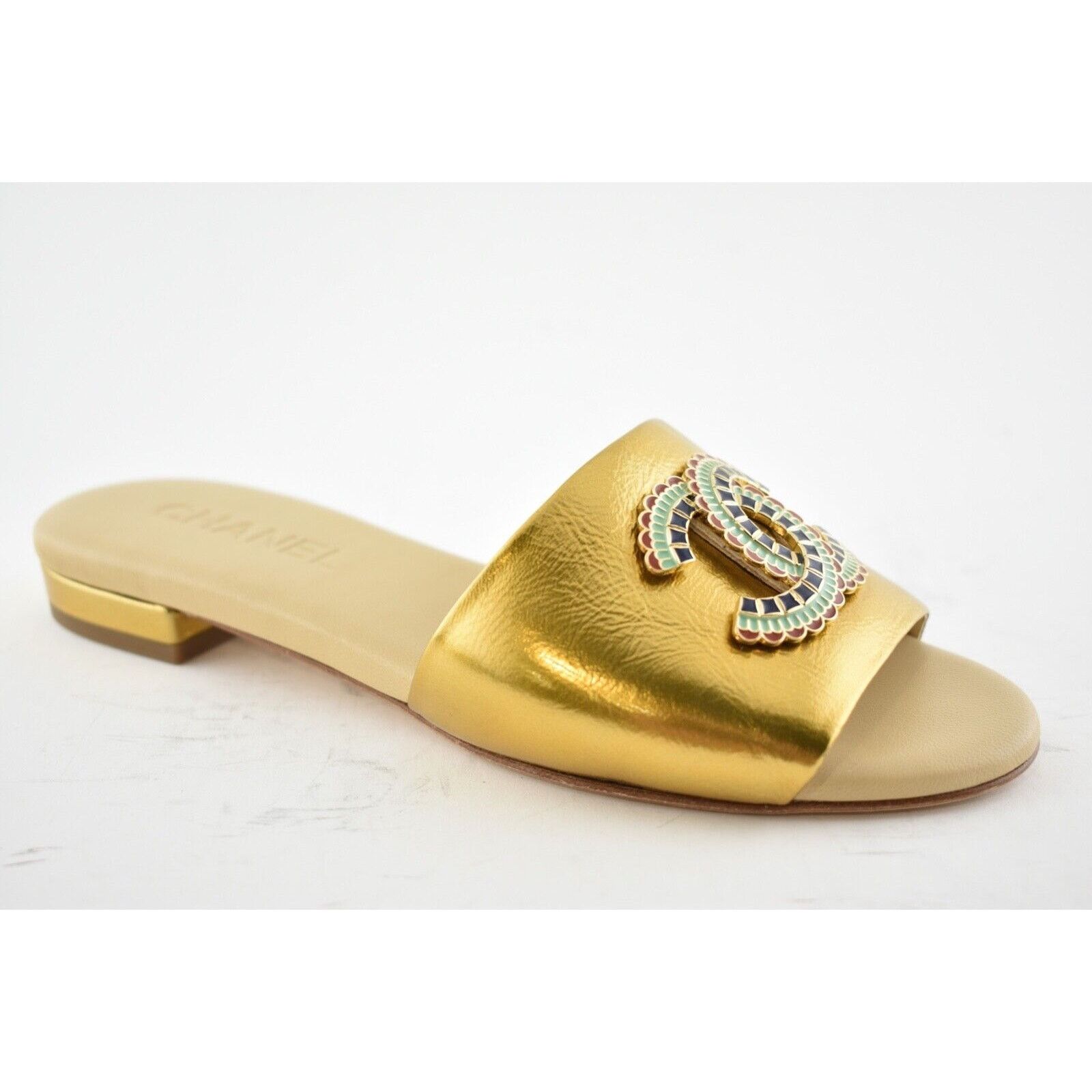 Chanel Chanel 19A Gold Laminated Lambskin CC Red Logo Slide Size US 6 / IT 36 - 4 Thumbnail