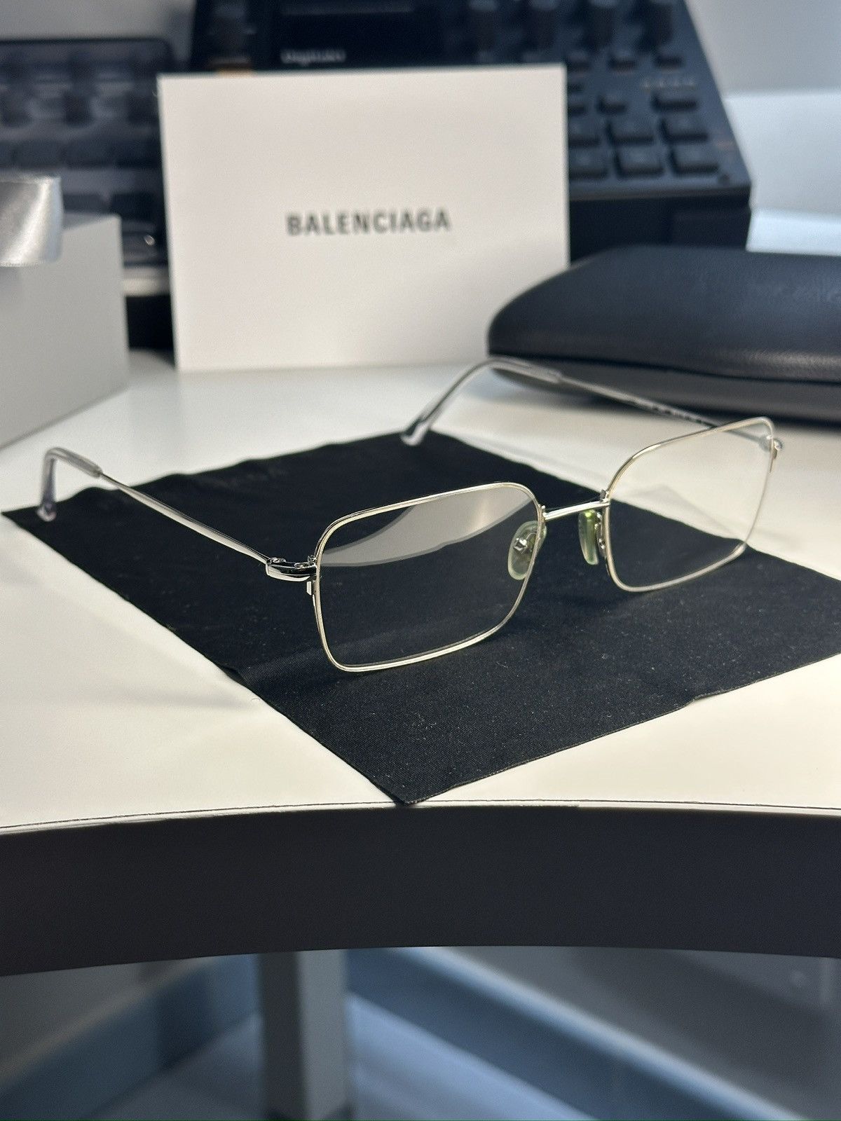 Balenciaga Balenciaga Invisible Rectangle Silver Sunglasses Size ONE SIZE - 1 Thumbnail
