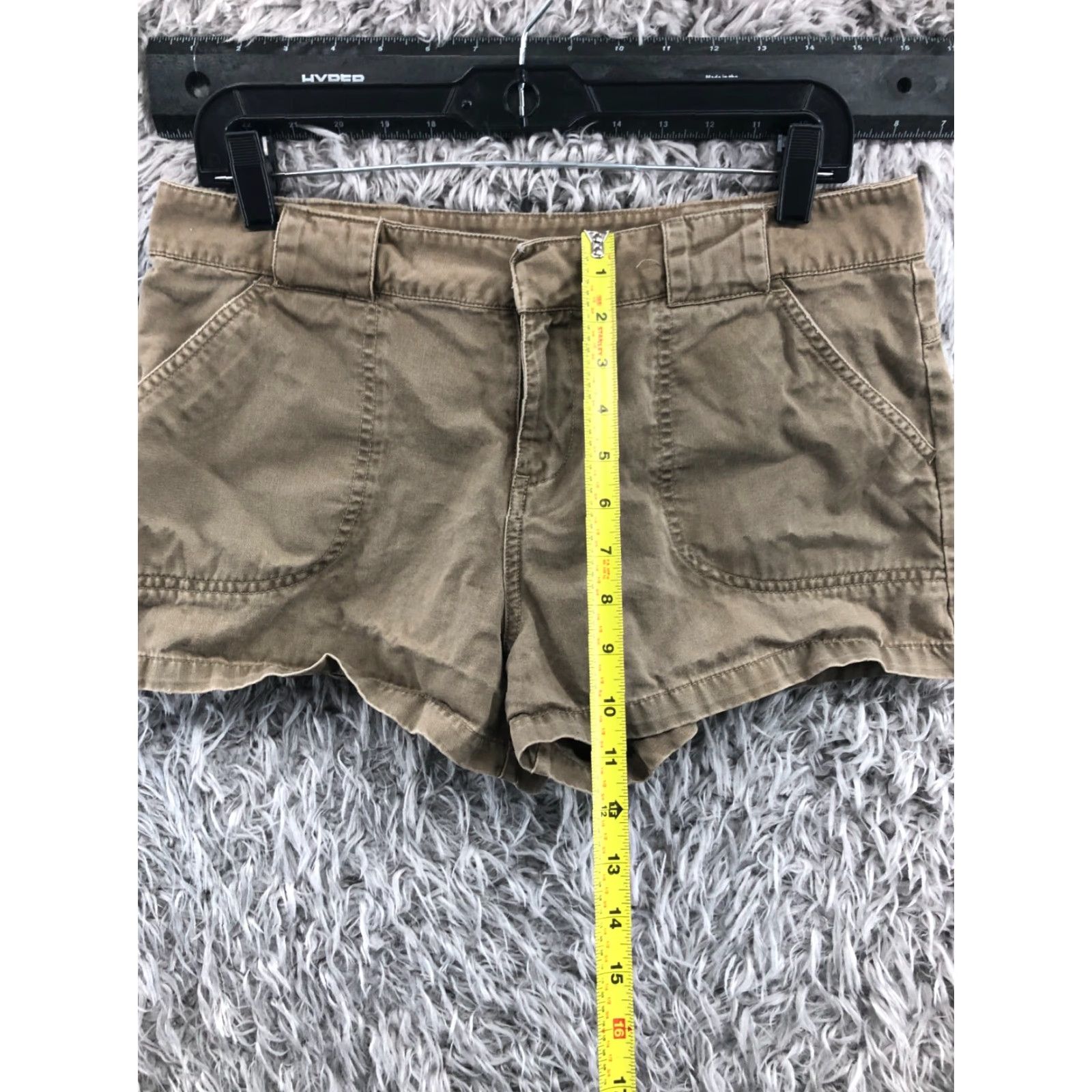 Old Navy Old Navy Chino Shorts Womens Size 10 Mid Rise Medium Wash Blue Size 32" / US 10 / IT 46 - 3 Thumbnail