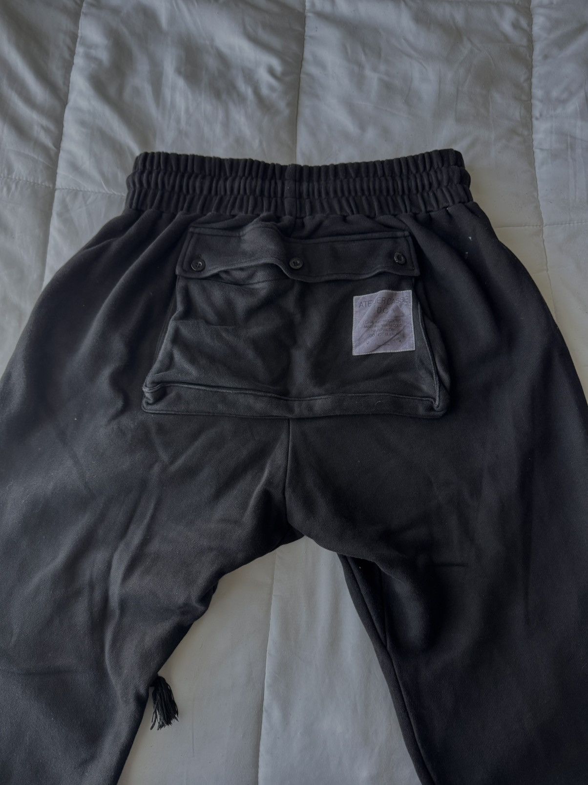 Japanese Brand Thick black sweatpants Size US 34 / EU 50 - 1 Thumbnail