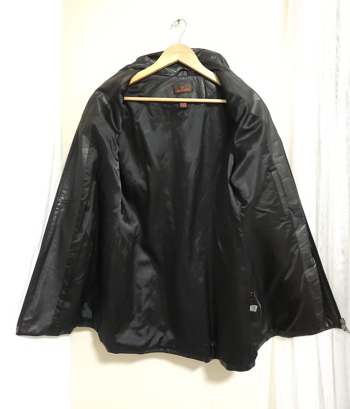 Danier × Vintage Danier Genuine Leather Raglan Sleeves Black Jacket / 42~44 Size M / US 6-8 / IT 42-44 - 15 Thumbnail