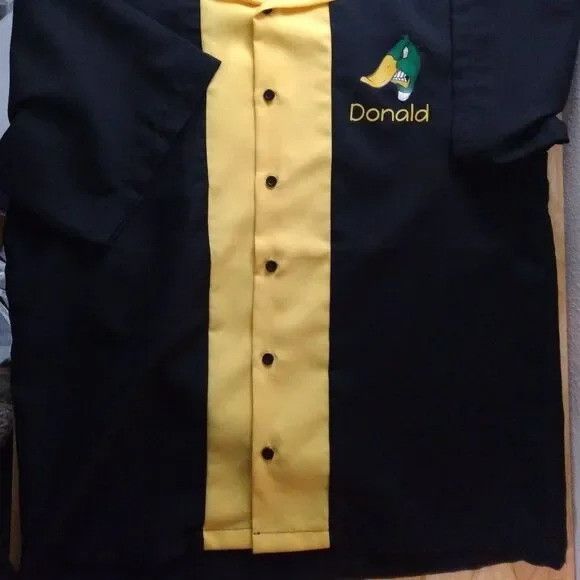 NCAA Vintage Donald Oregon Fightin' Ducks Bowling Shirt Size US XL / EU 56 / 4 - 3 Thumbnail