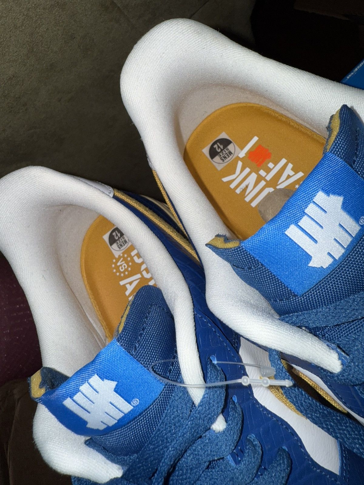 Nike × Undefeated Nike x Undefeated “I Got 5 on it” Dunk vs Air Force 1 SP Low Size US 12 / EU 45 - 16 Thumbnail